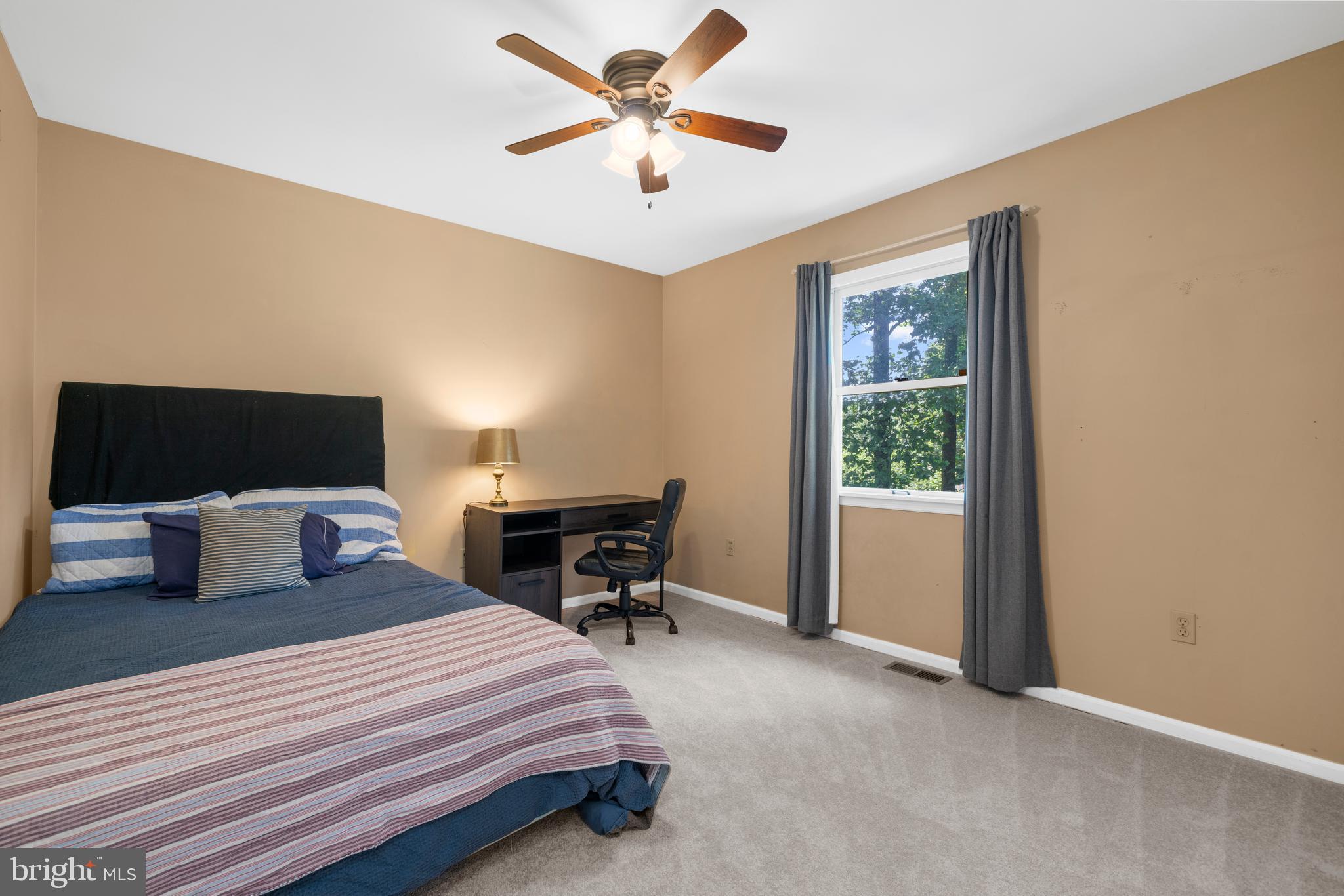 ASHBRIDGE - Residential