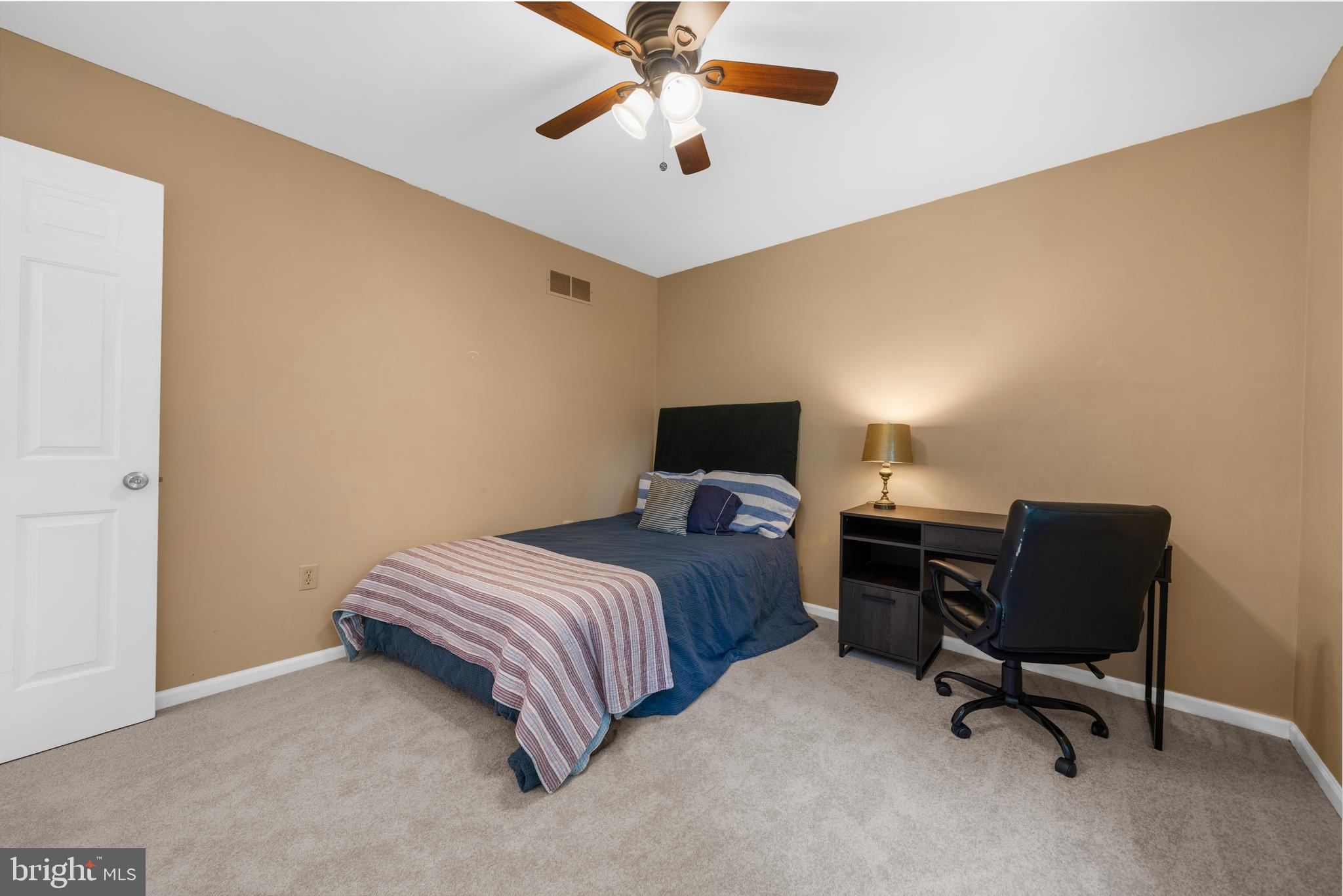 ASHBRIDGE - Residential