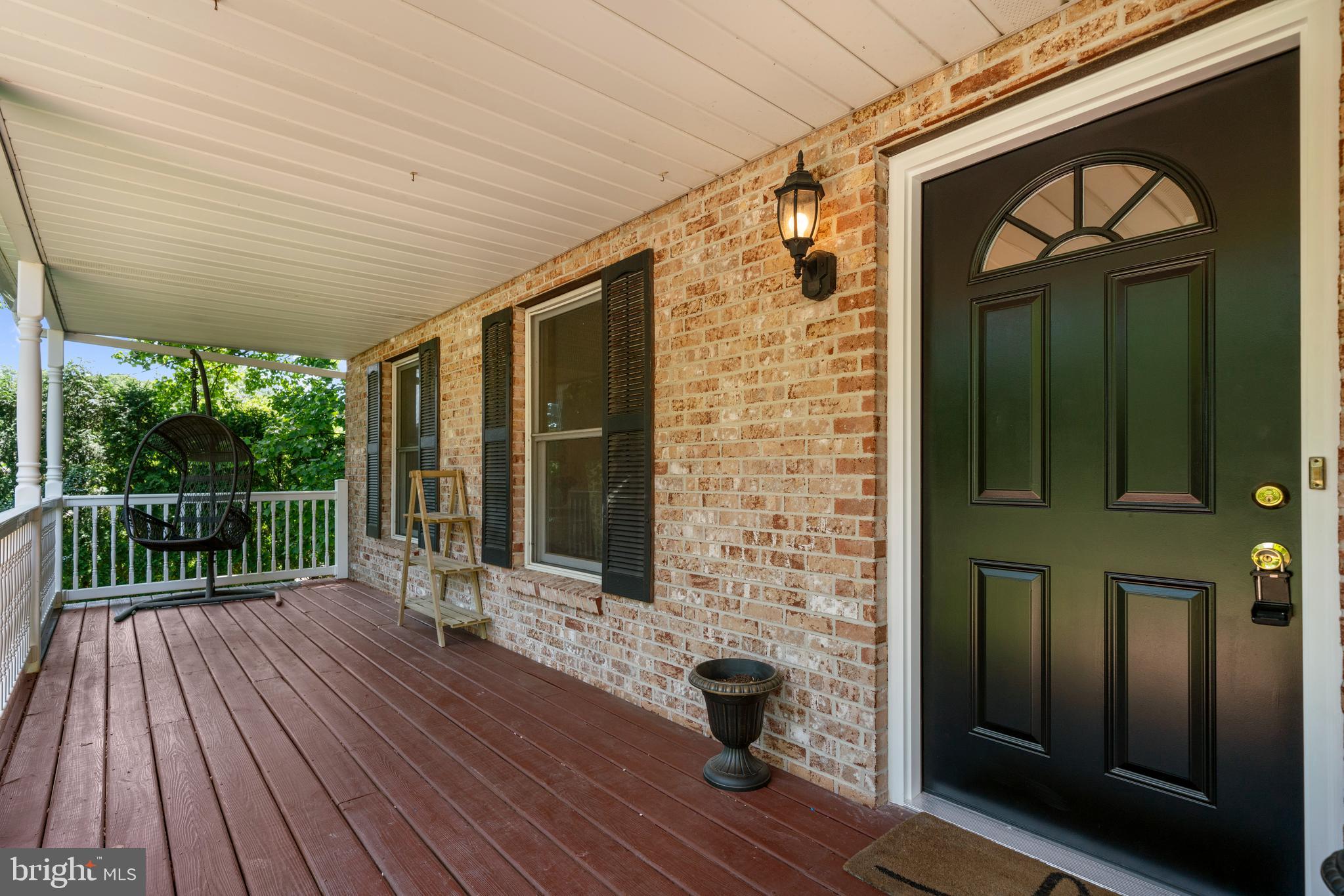 ASHBRIDGE - Residential