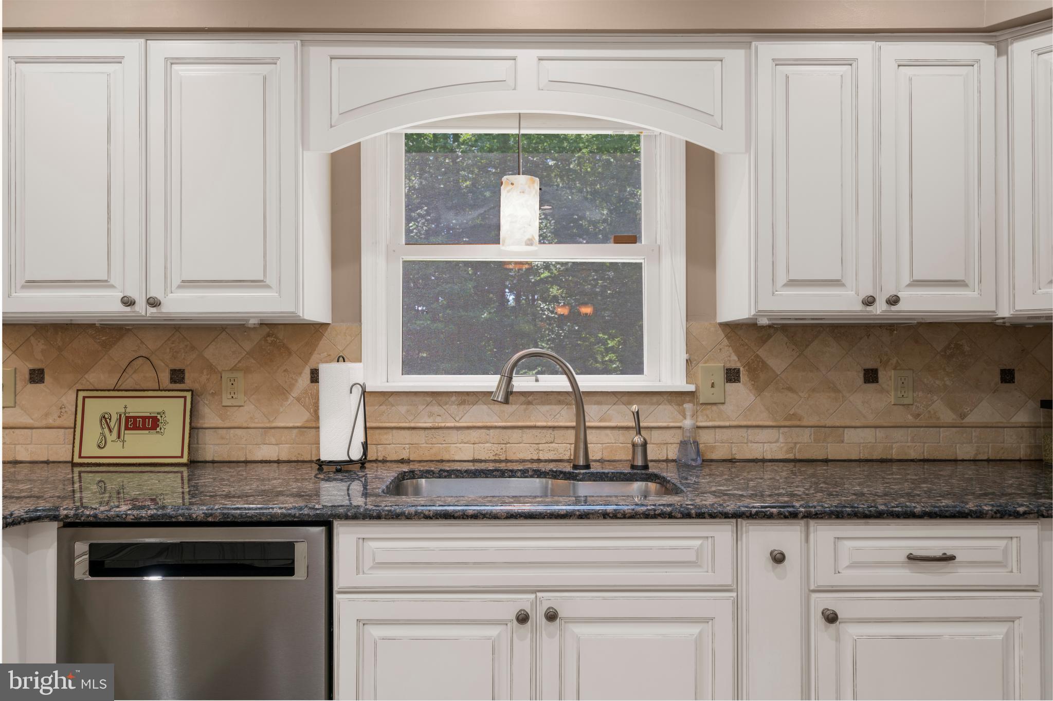 ASHBRIDGE - Residential