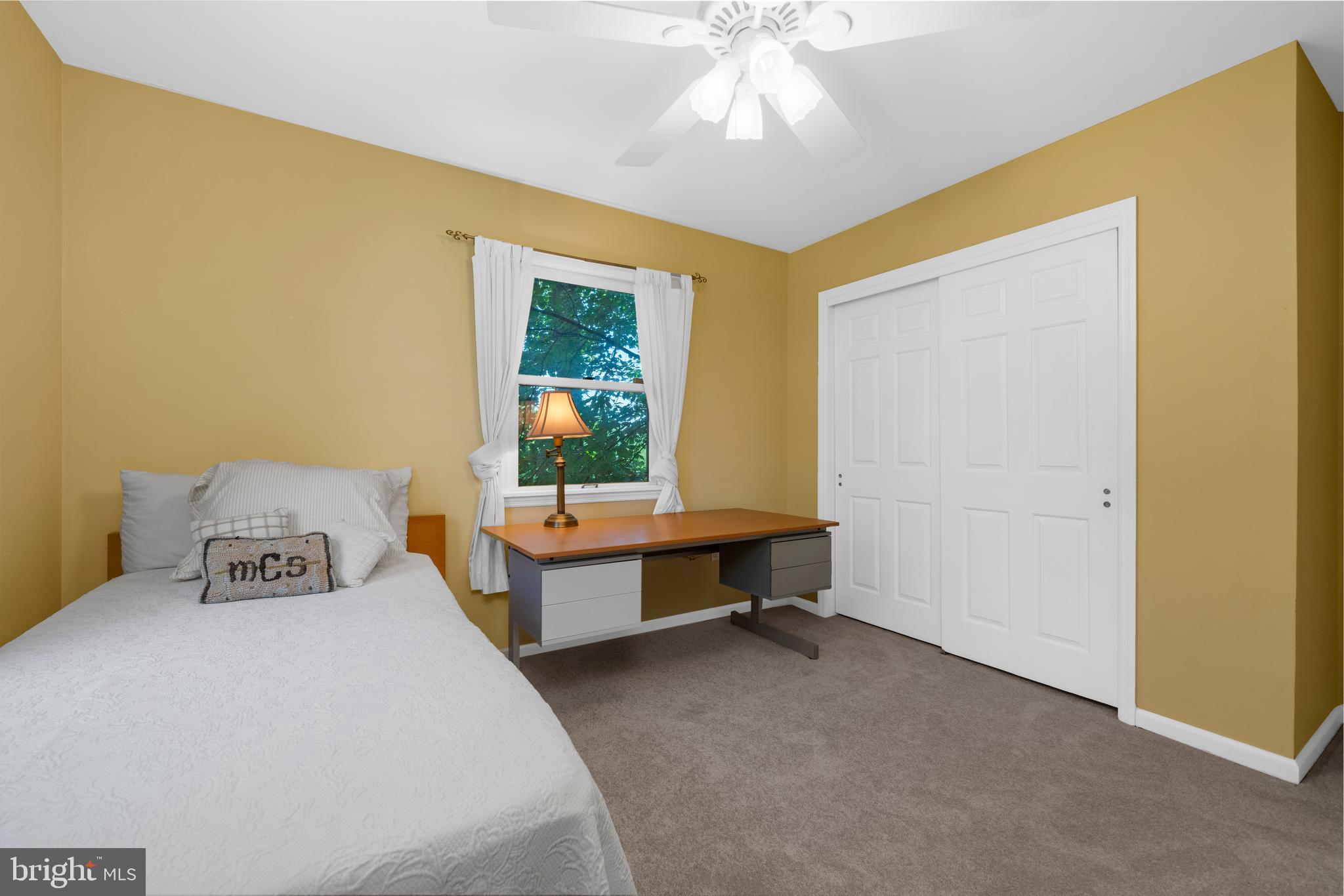 ASHBRIDGE - Residential