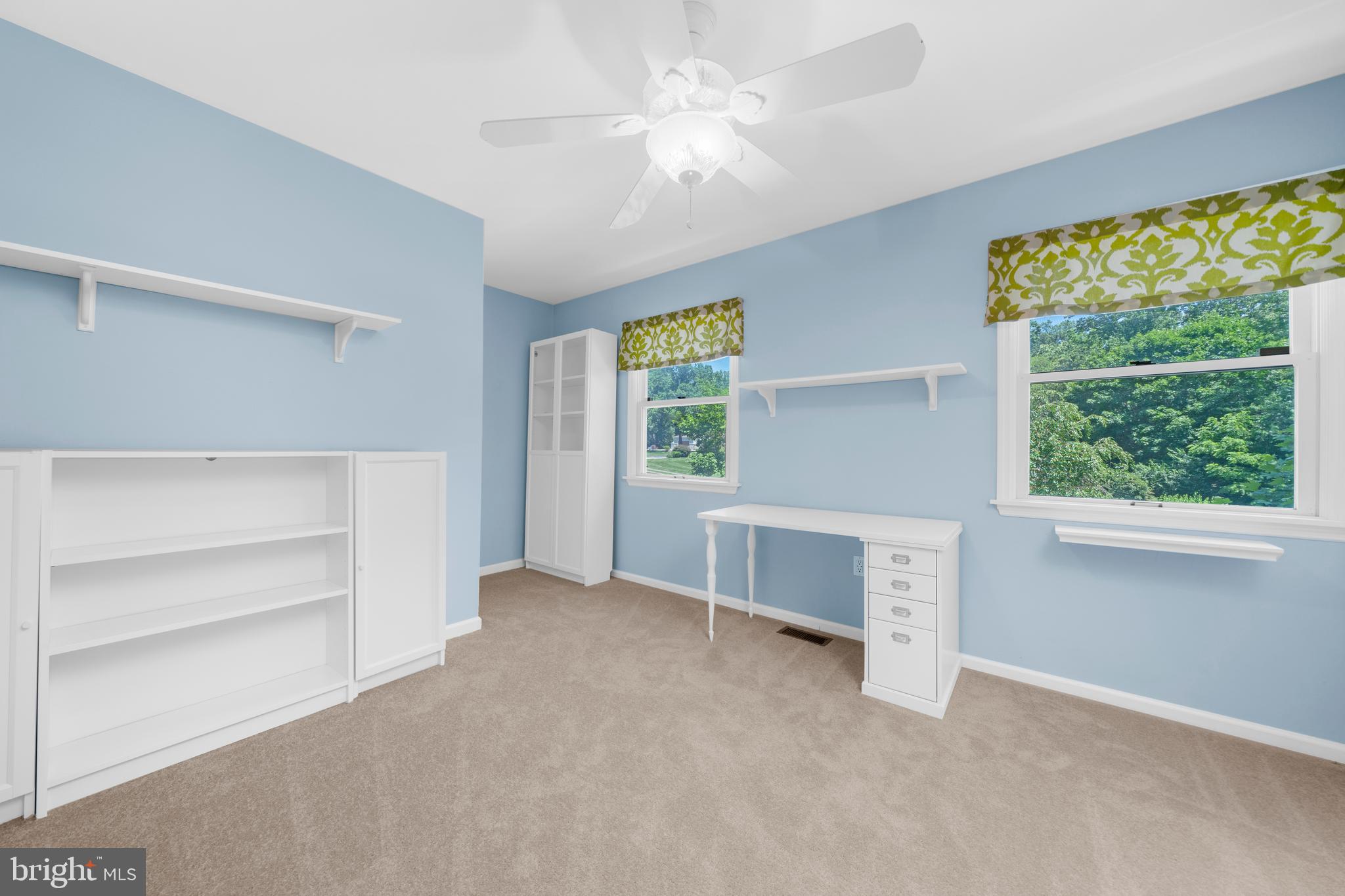 ASHBRIDGE - Residential