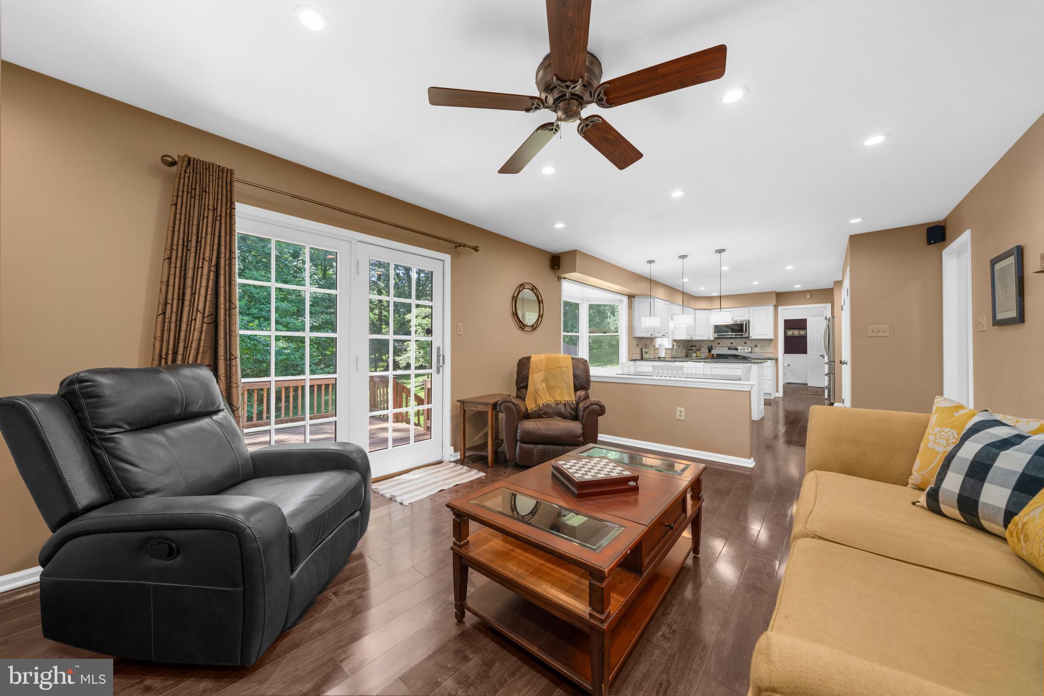 ASHBRIDGE - Residential