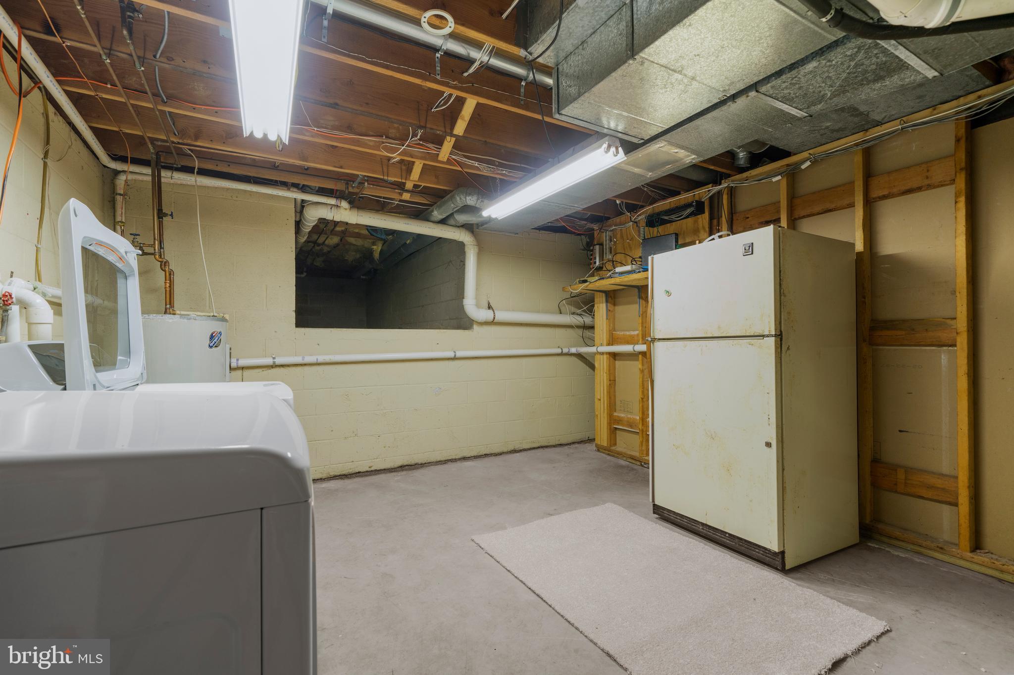 ASHBRIDGE - Residential