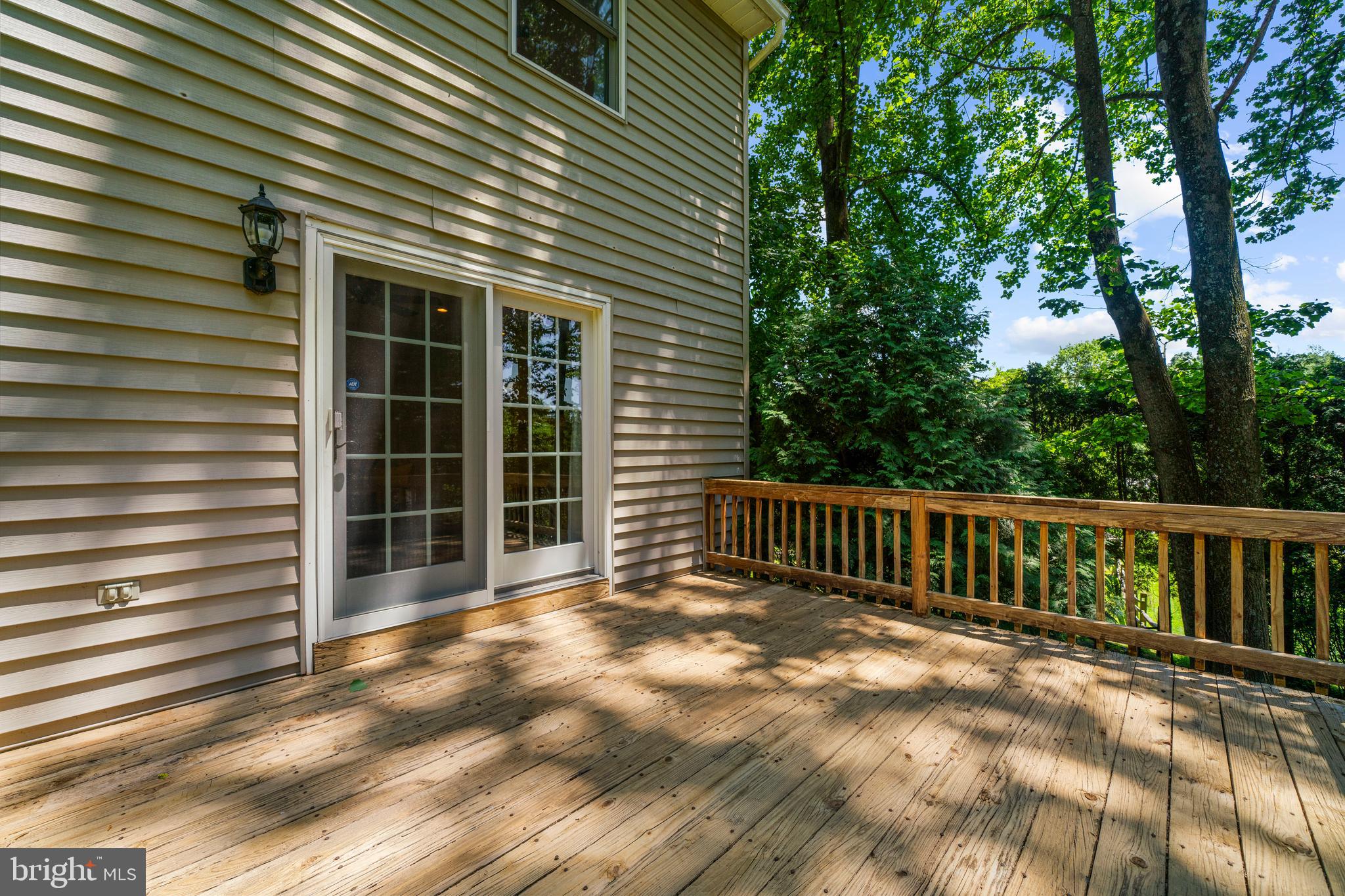 ASHBRIDGE - Residential