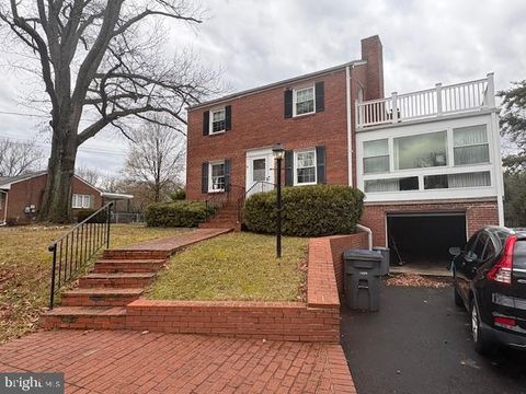 5216 CLIFTON STREET ALEXANDRIA VA 22312