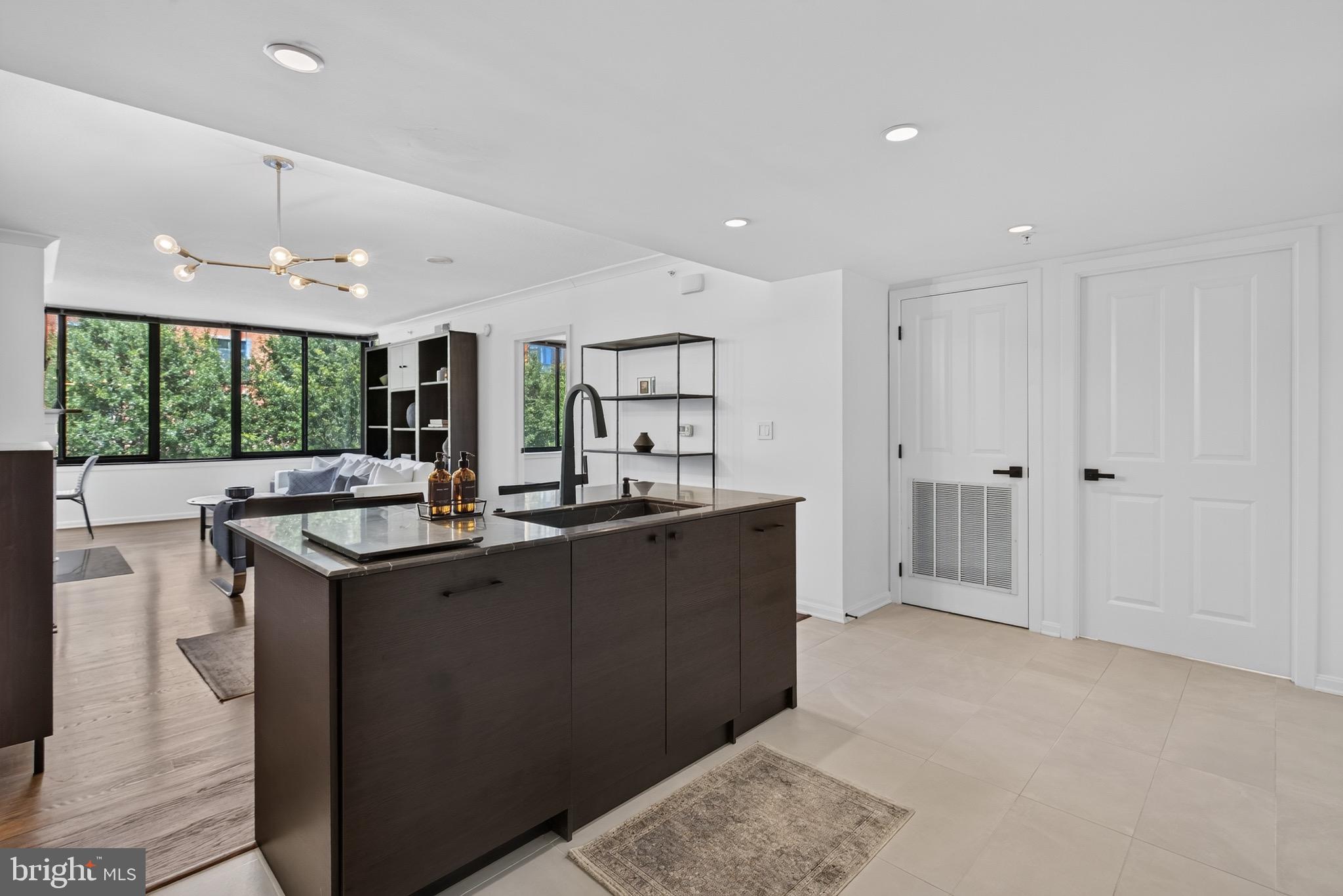 2220 FAIRFAX DRIVE 406