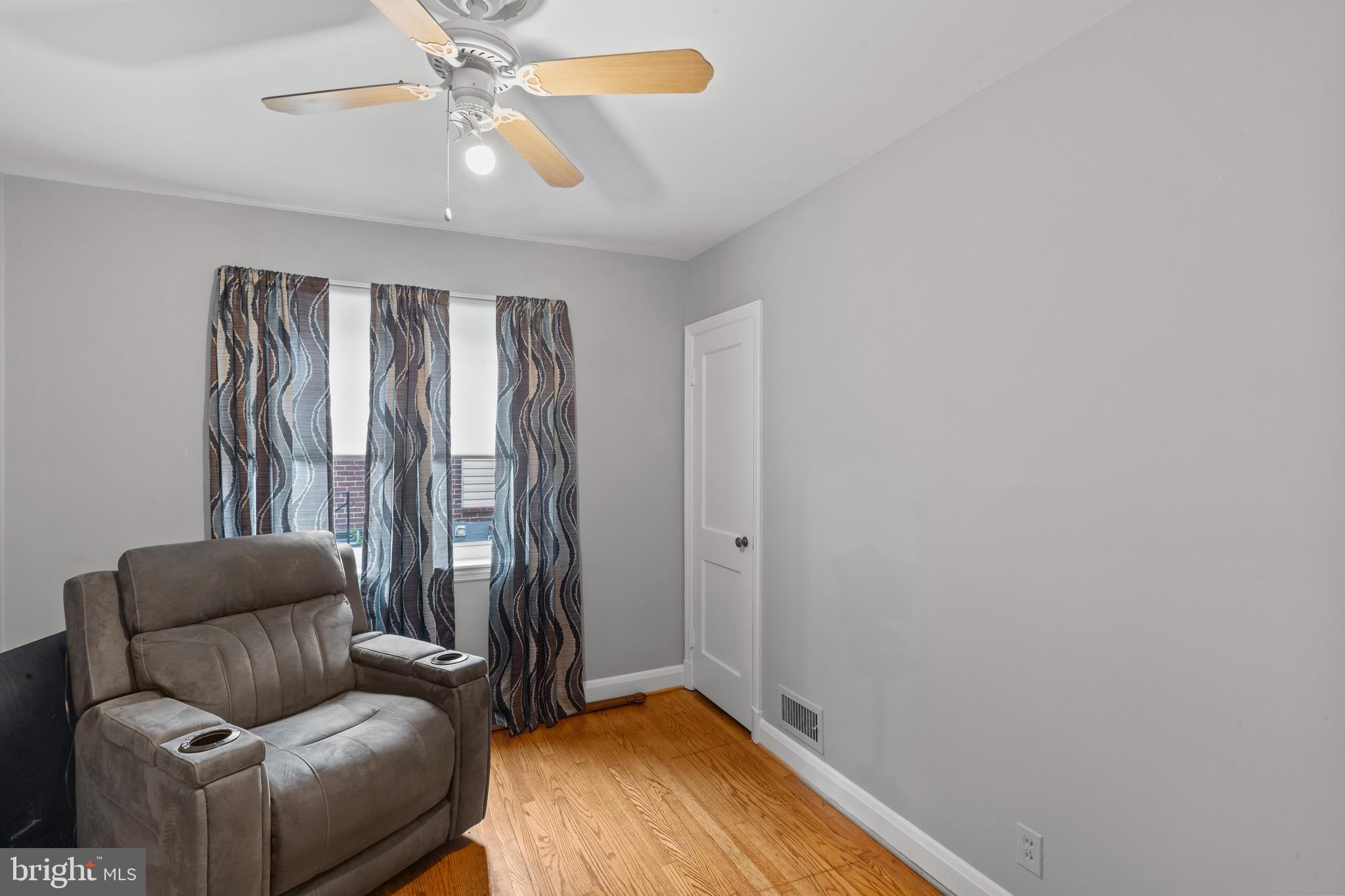 MOUNT WASHINGTON - Residential