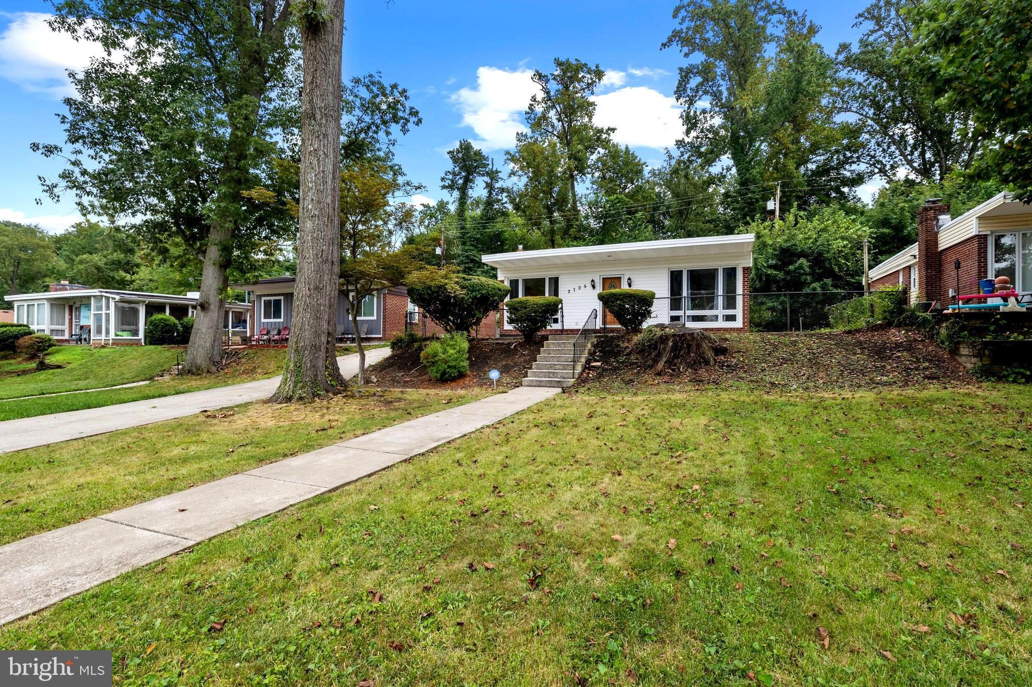 MOUNT WASHINGTON - Residential