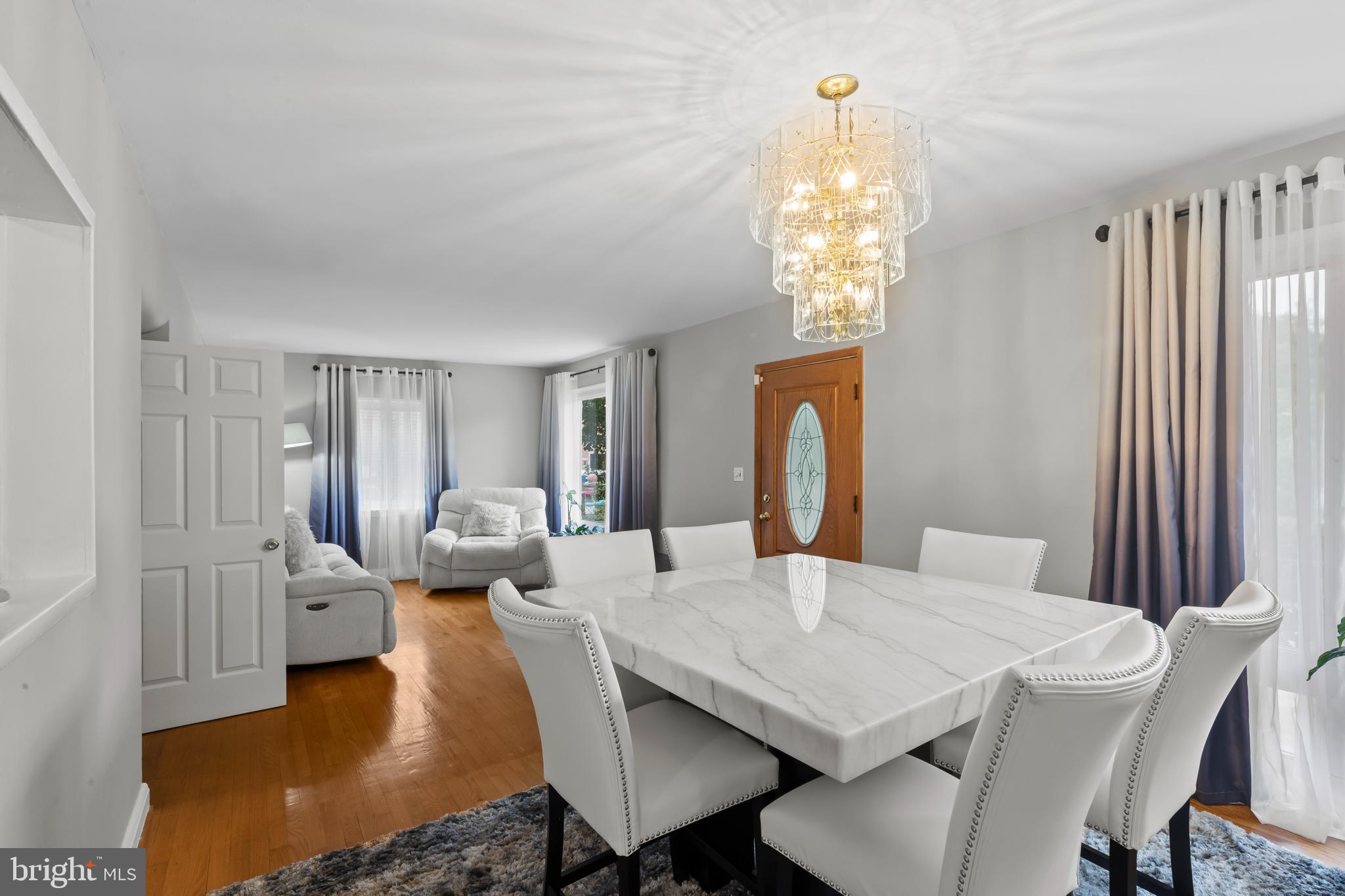 MOUNT WASHINGTON - Residential