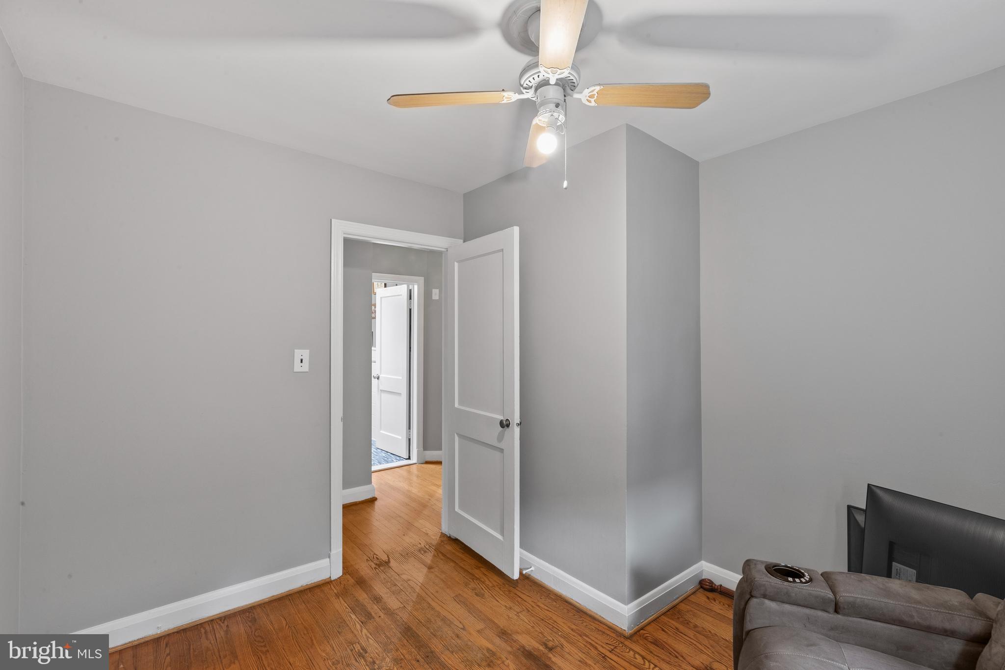 MOUNT WASHINGTON - Residential