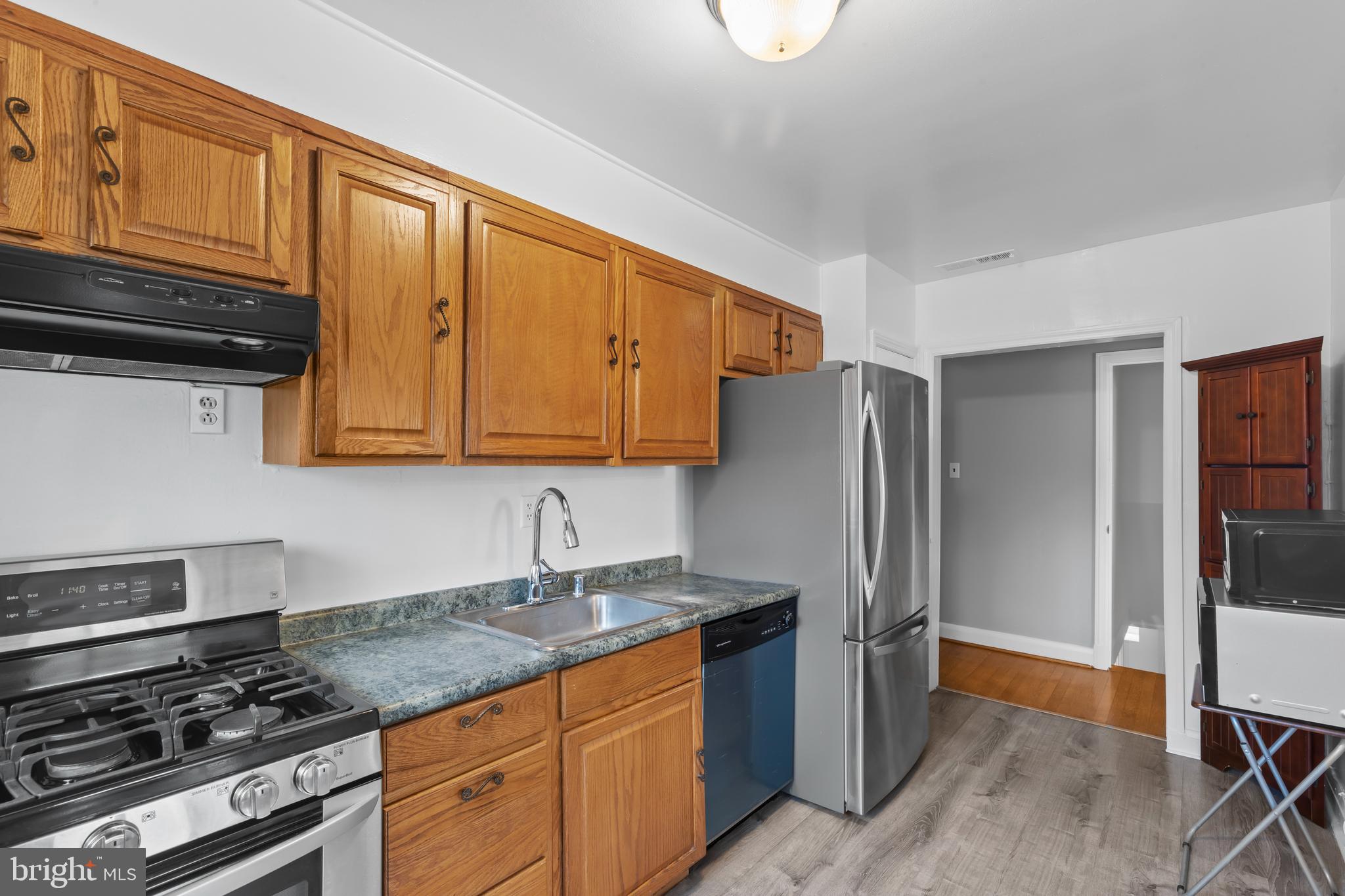 MOUNT WASHINGTON - Residential