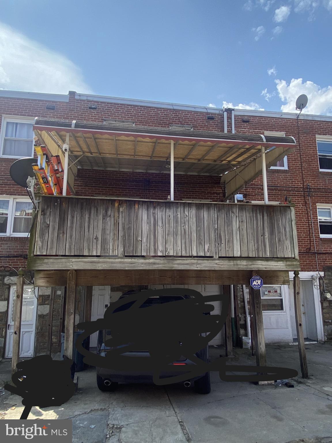 OXFORD CIRCLE - Residential