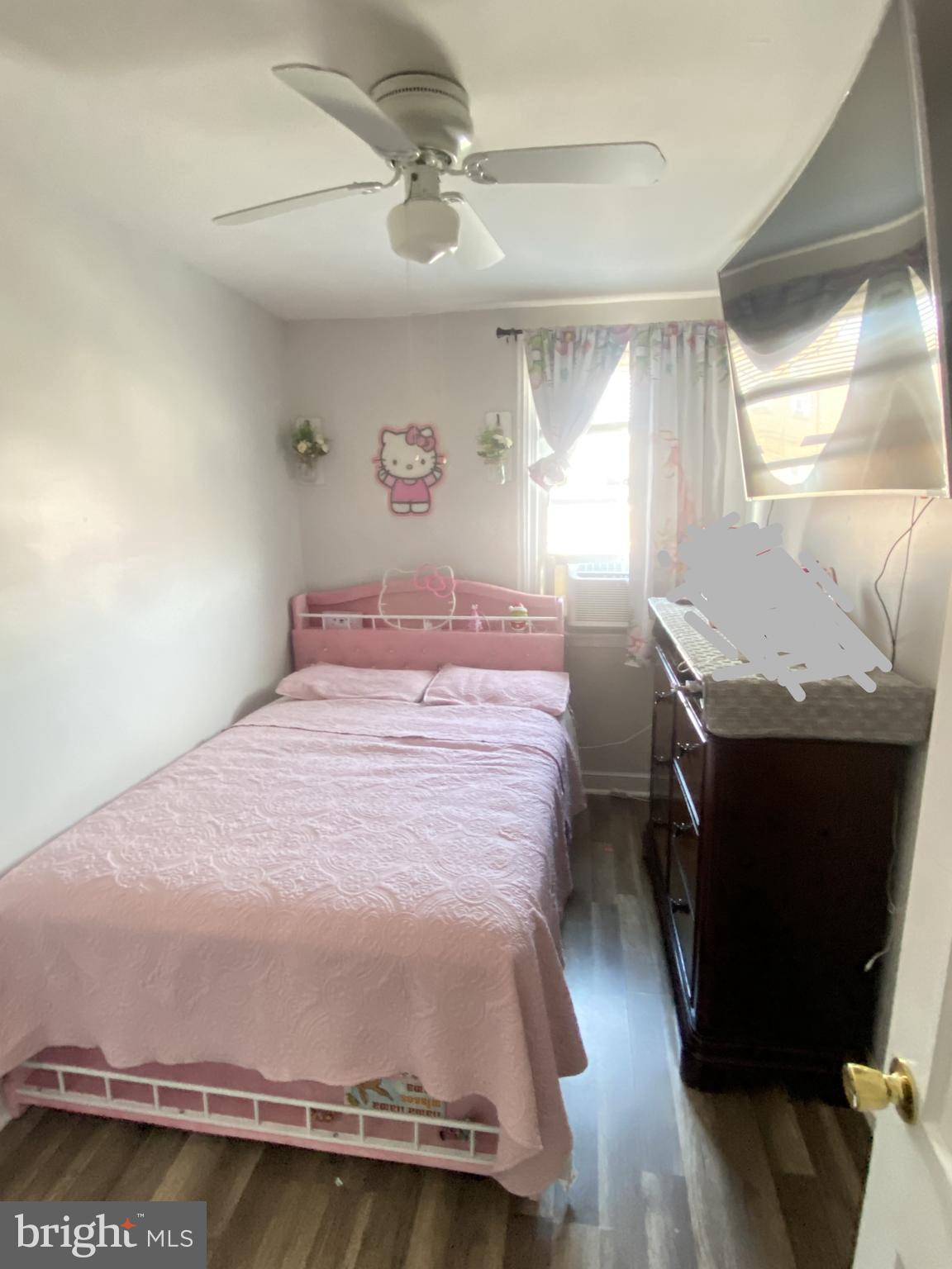 OXFORD CIRCLE - Residential