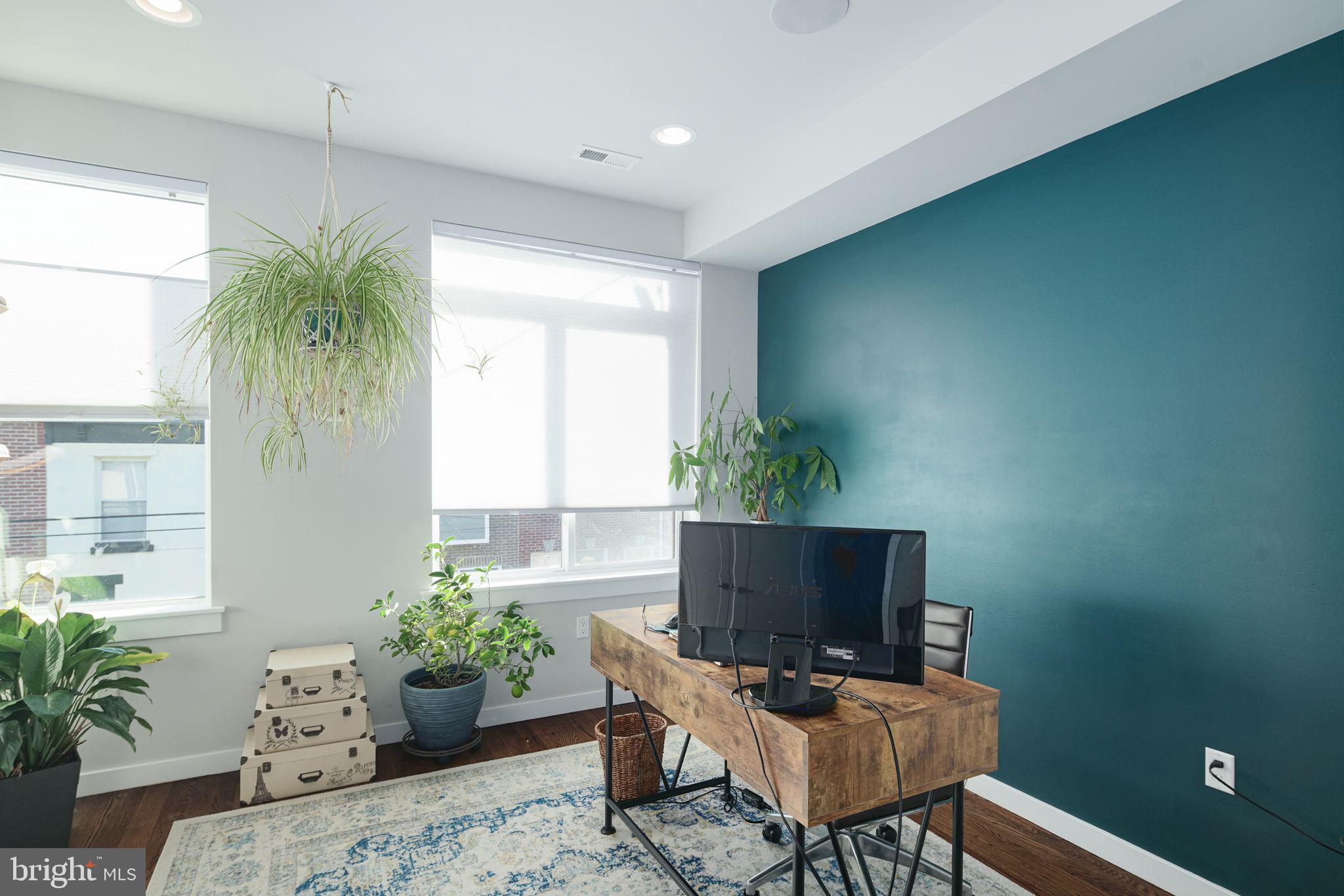 GRADUATE HOSPITAL - Residential