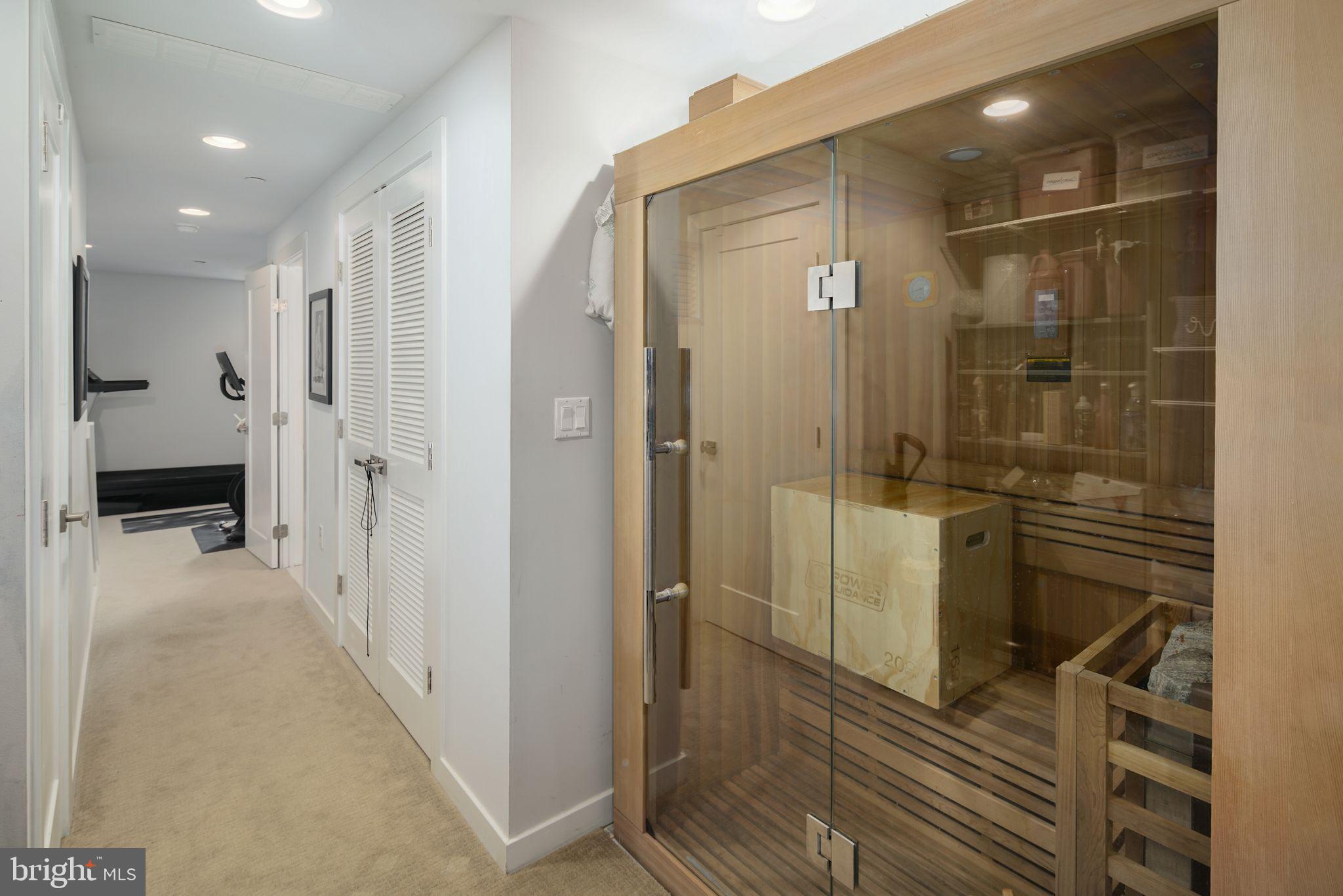 GRADUATE HOSPITAL - Residential