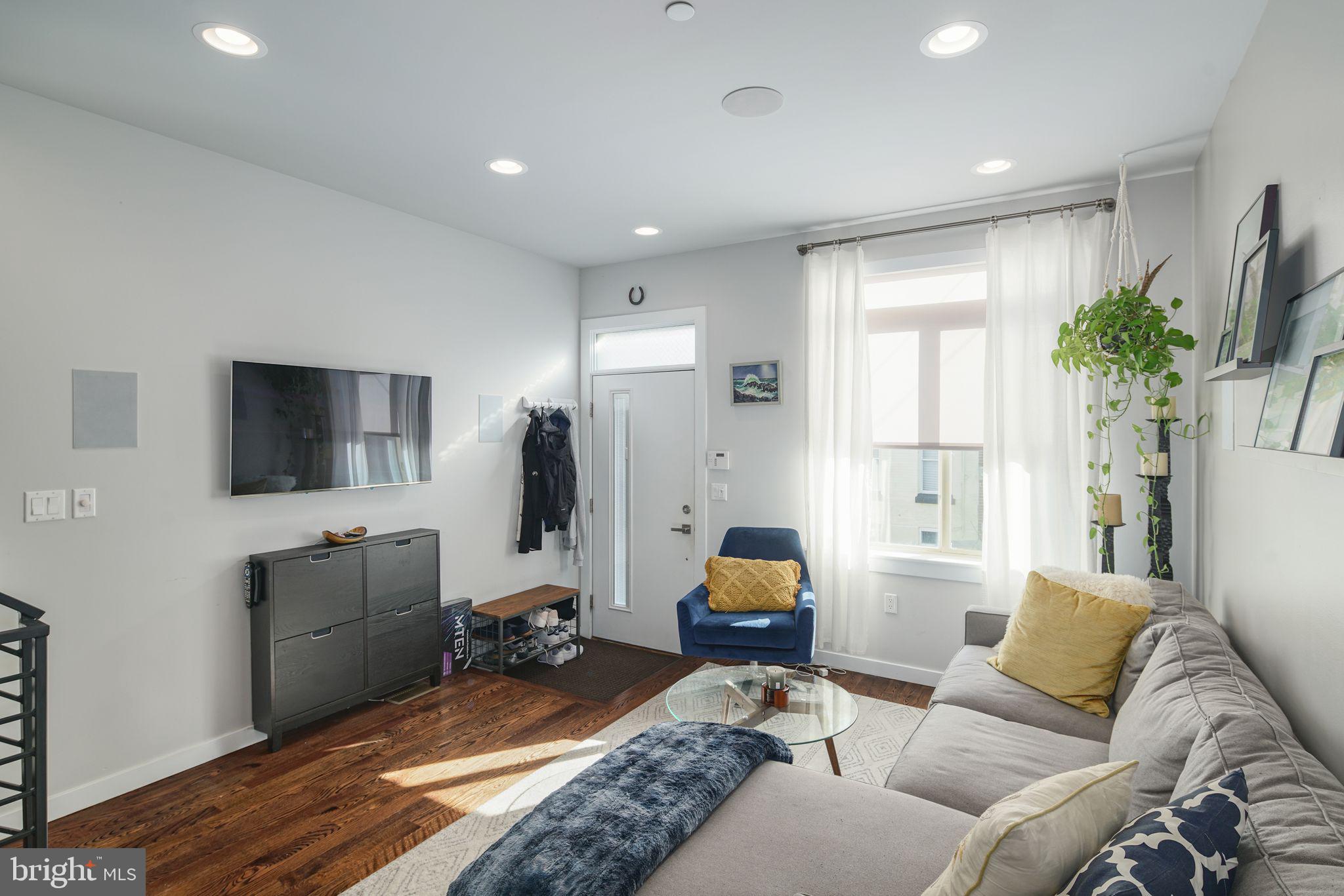 GRADUATE HOSPITAL - Residential