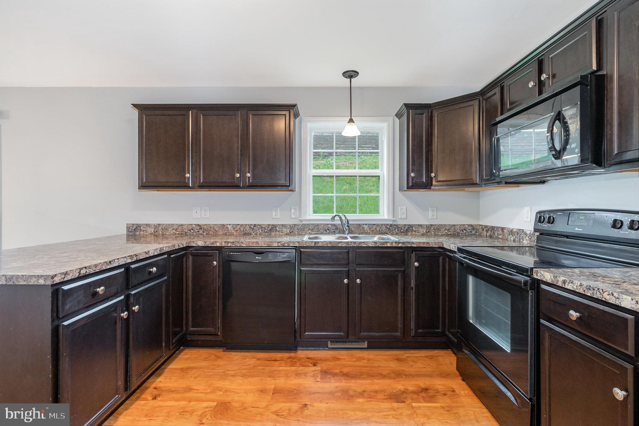 WINDING OAKS - Residential Lease