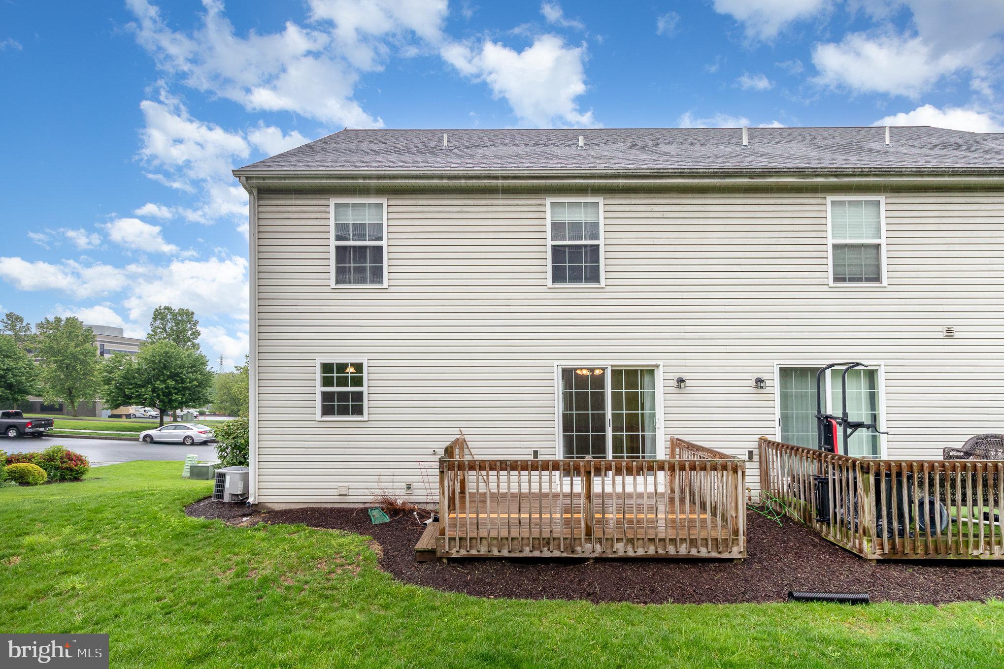 WINDING OAKS - Residential Lease