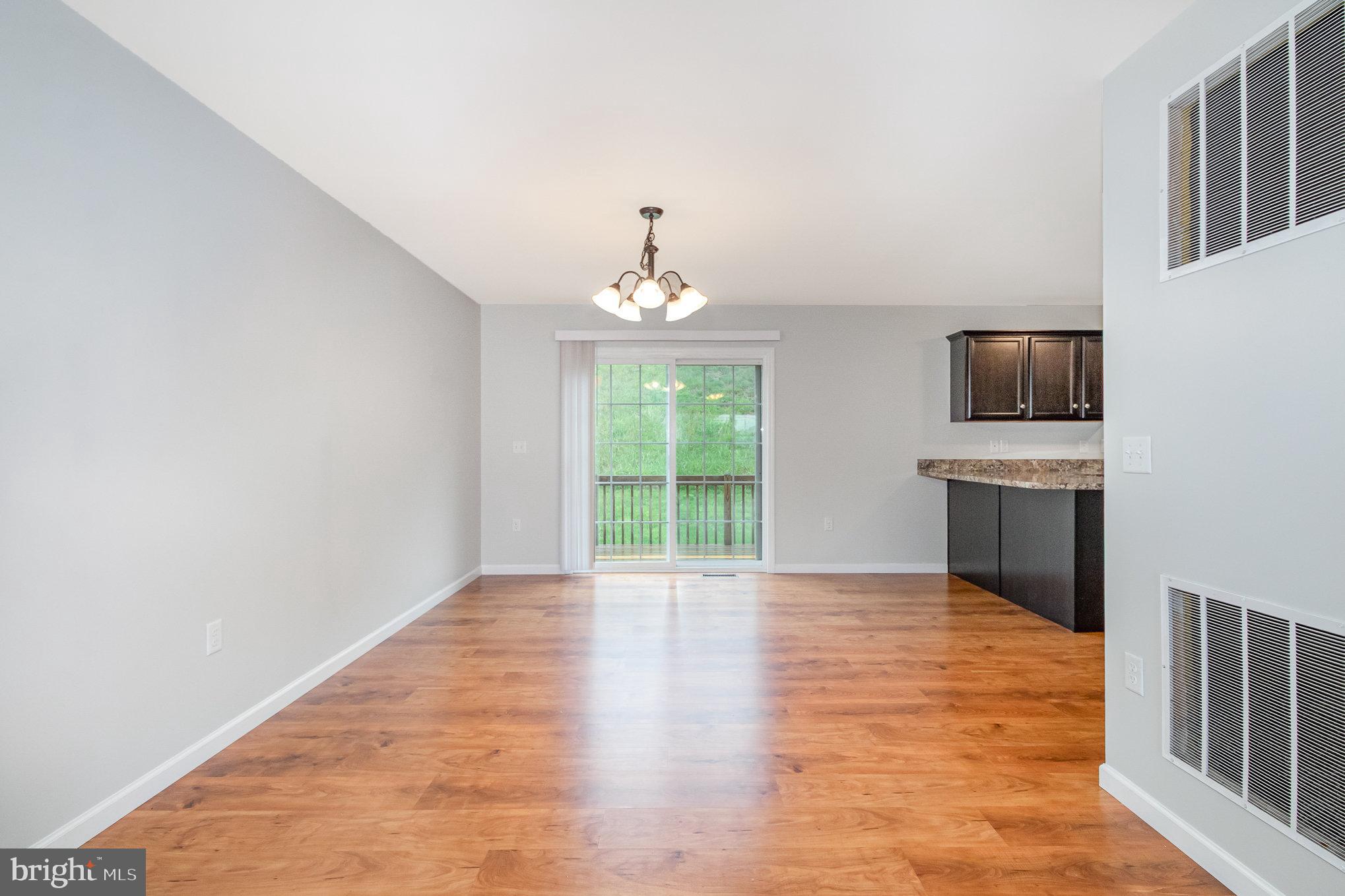 WINDING OAKS - Residential Lease