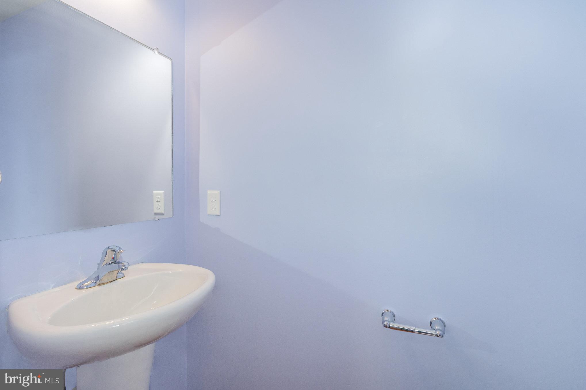 WINDING OAKS - Residential Lease