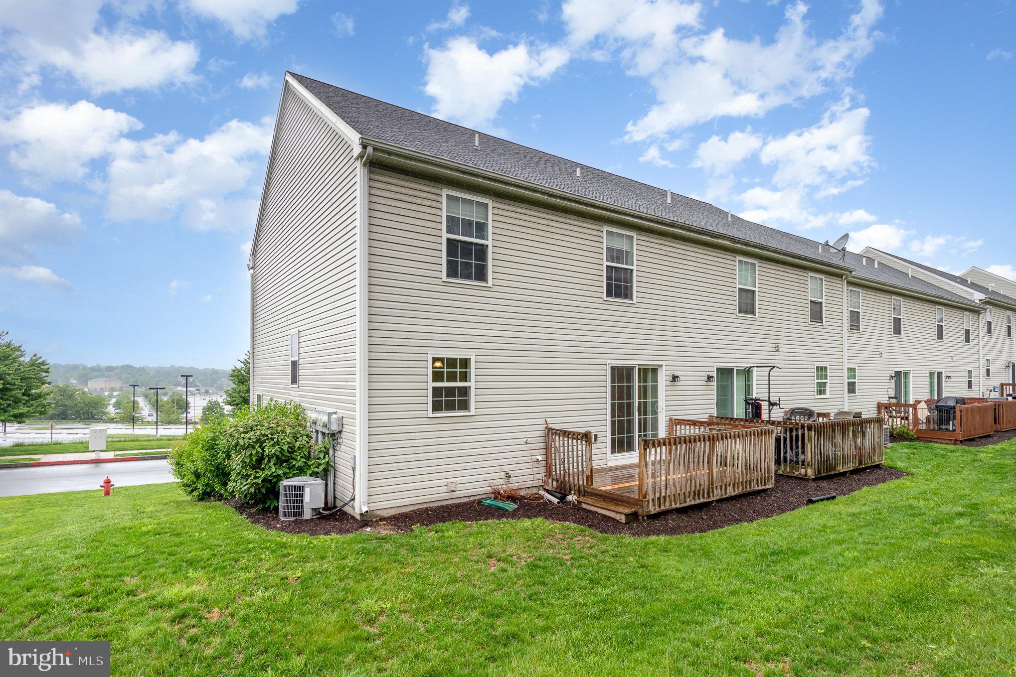 WINDING OAKS - Residential Lease