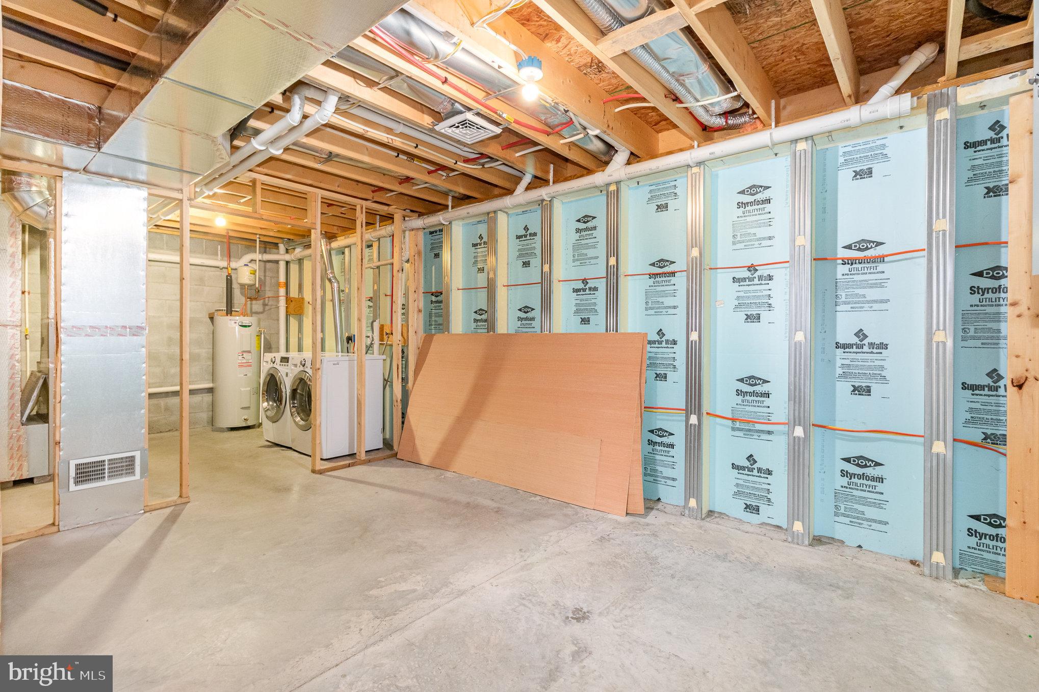 WINDING OAKS - Residential Lease