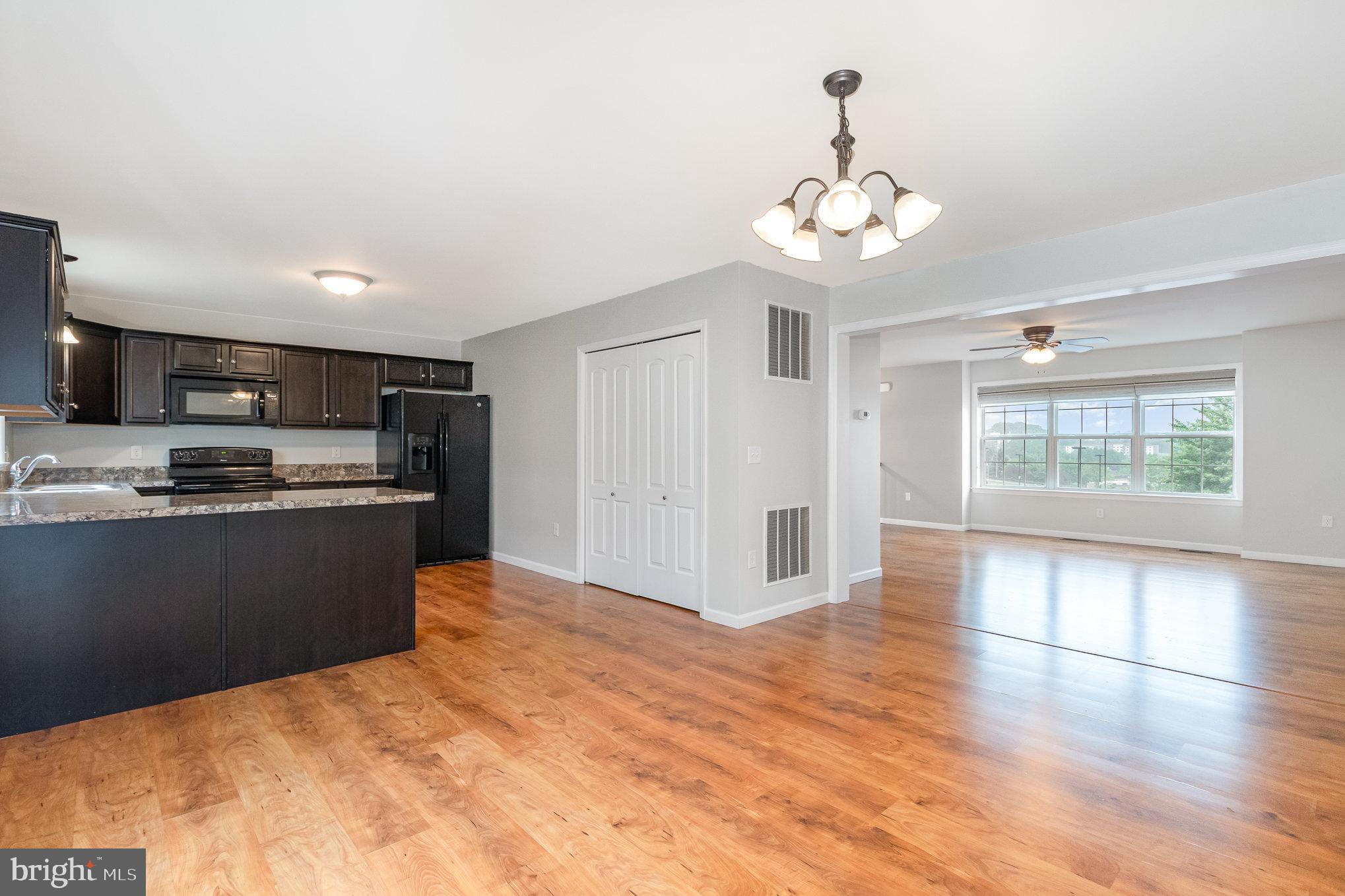 WINDING OAKS - Residential Lease