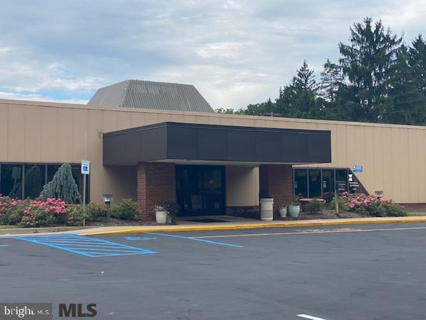 Prime opportunity for medical user or investor. Seven suites fully leased. Other tenants interested in entering building if any current tenant vacates. Building is in very good condition. Generous amount of parking: 91 spaces with 4 handicap.