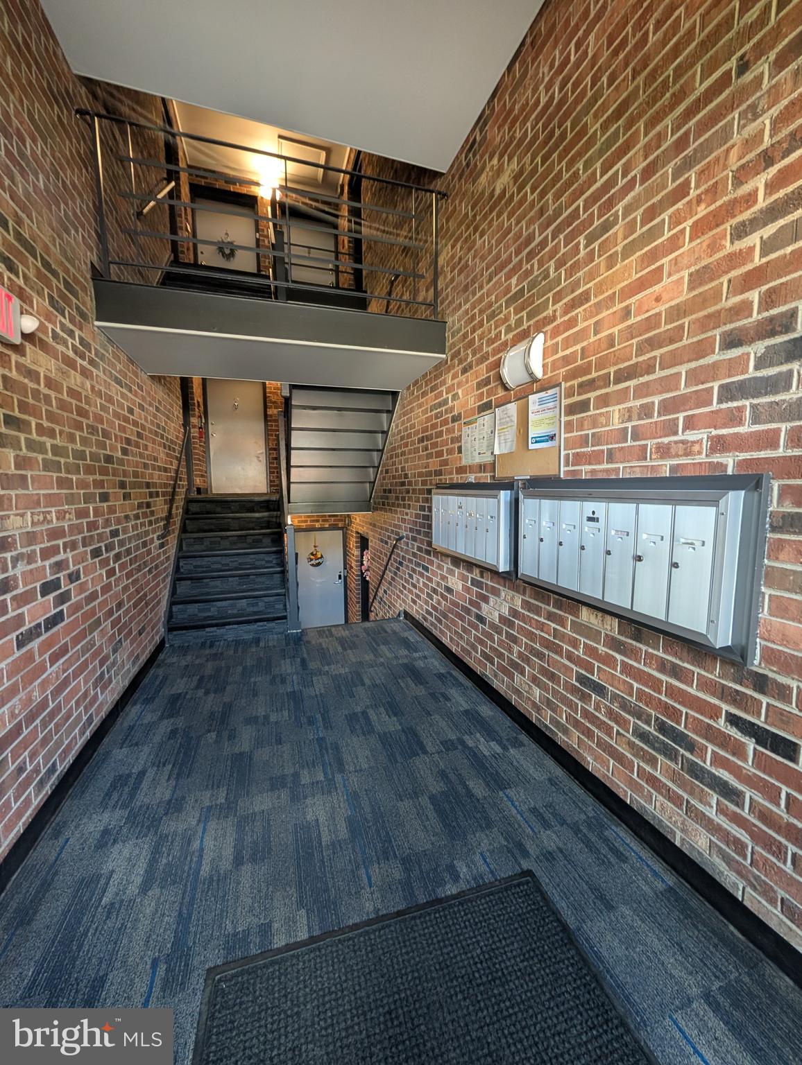 PLYMOUTH GARDENS - Residential Lease