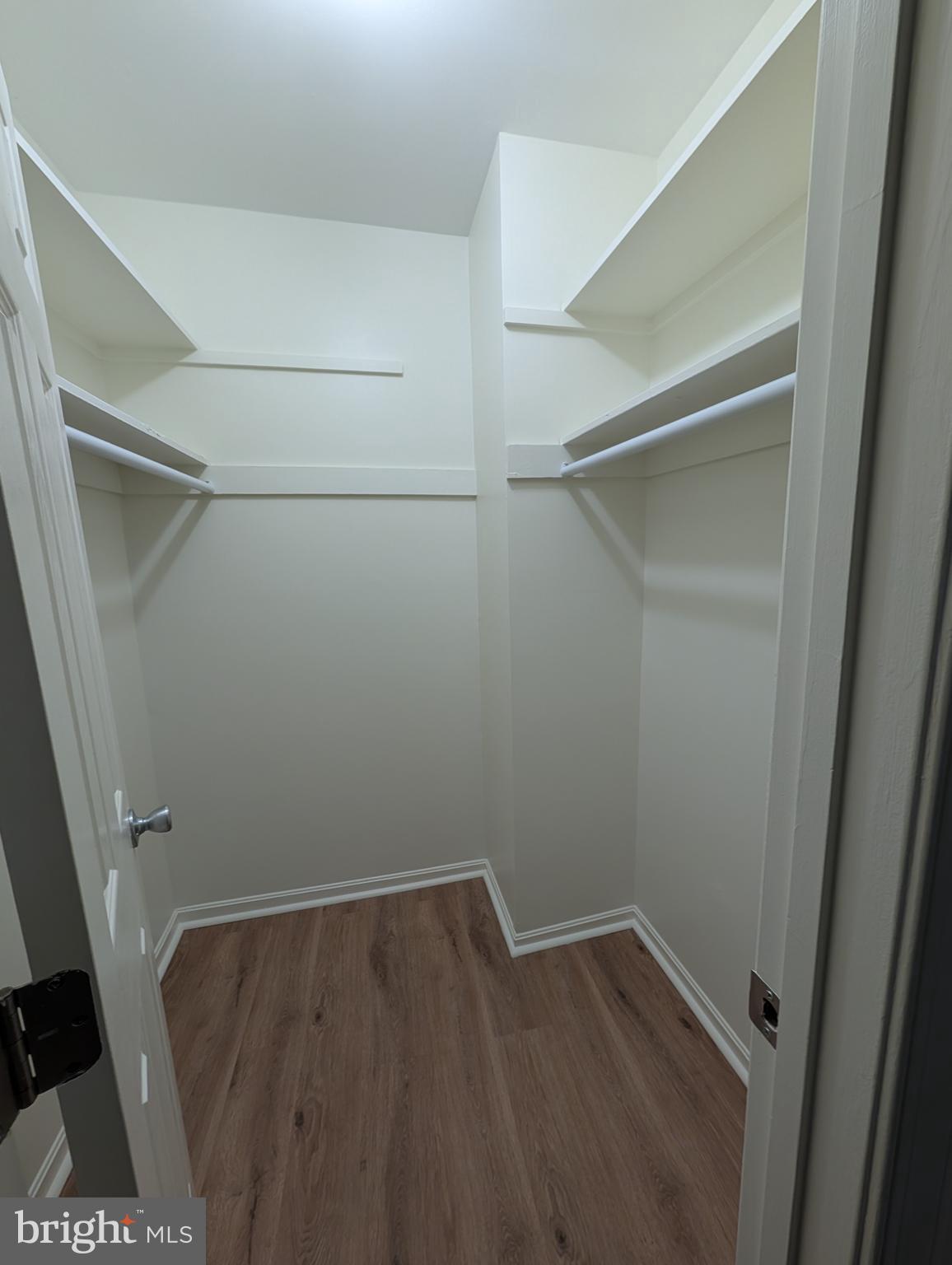 PLYMOUTH GARDENS - Residential Lease