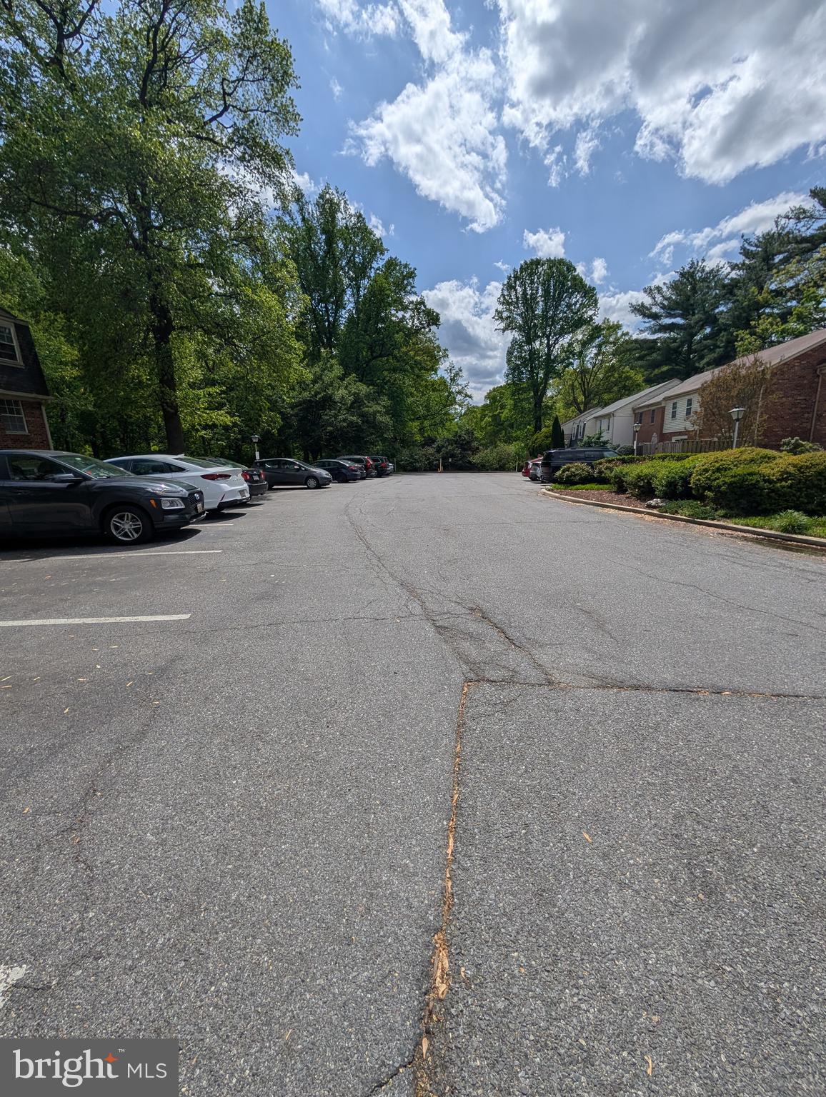 PLYMOUTH GARDENS - Residential Lease