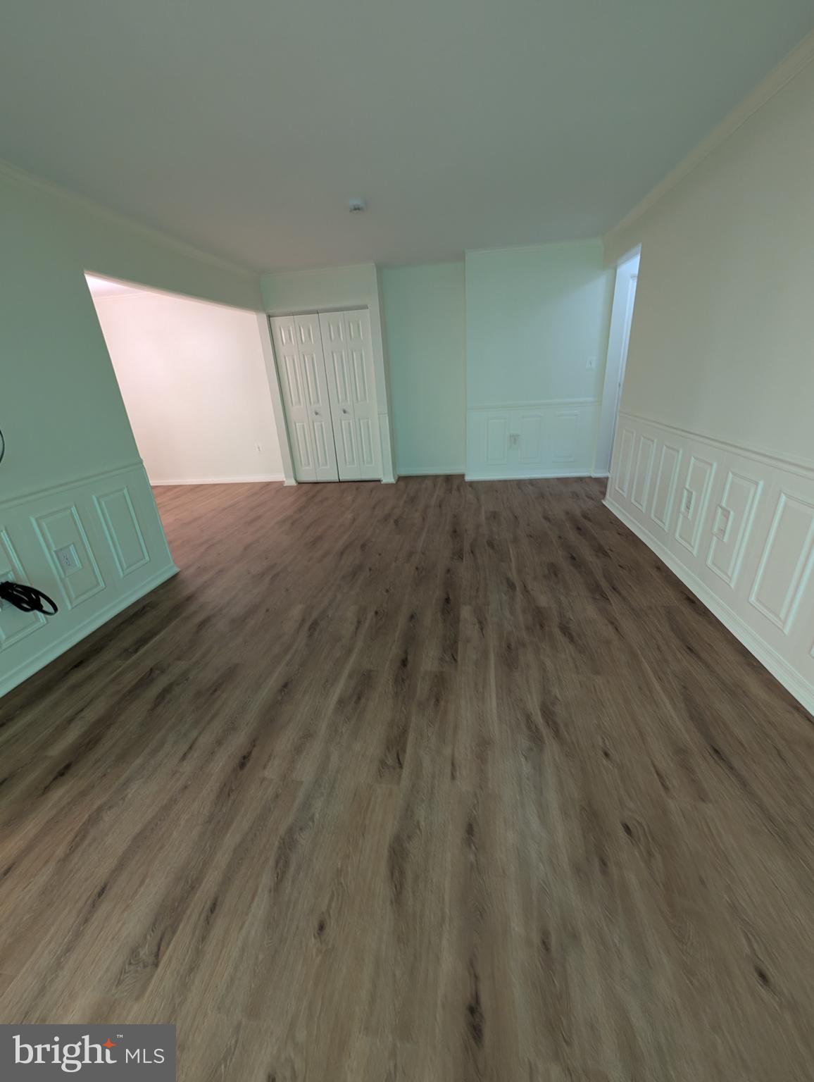 PLYMOUTH GARDENS - Residential Lease