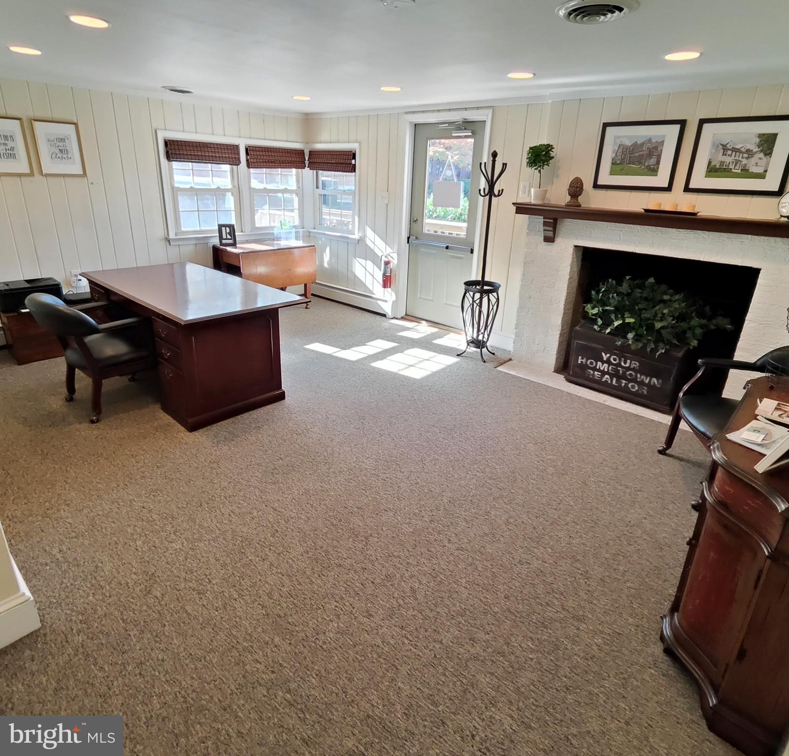 THE COMMONS AT VF - Commercial Lease