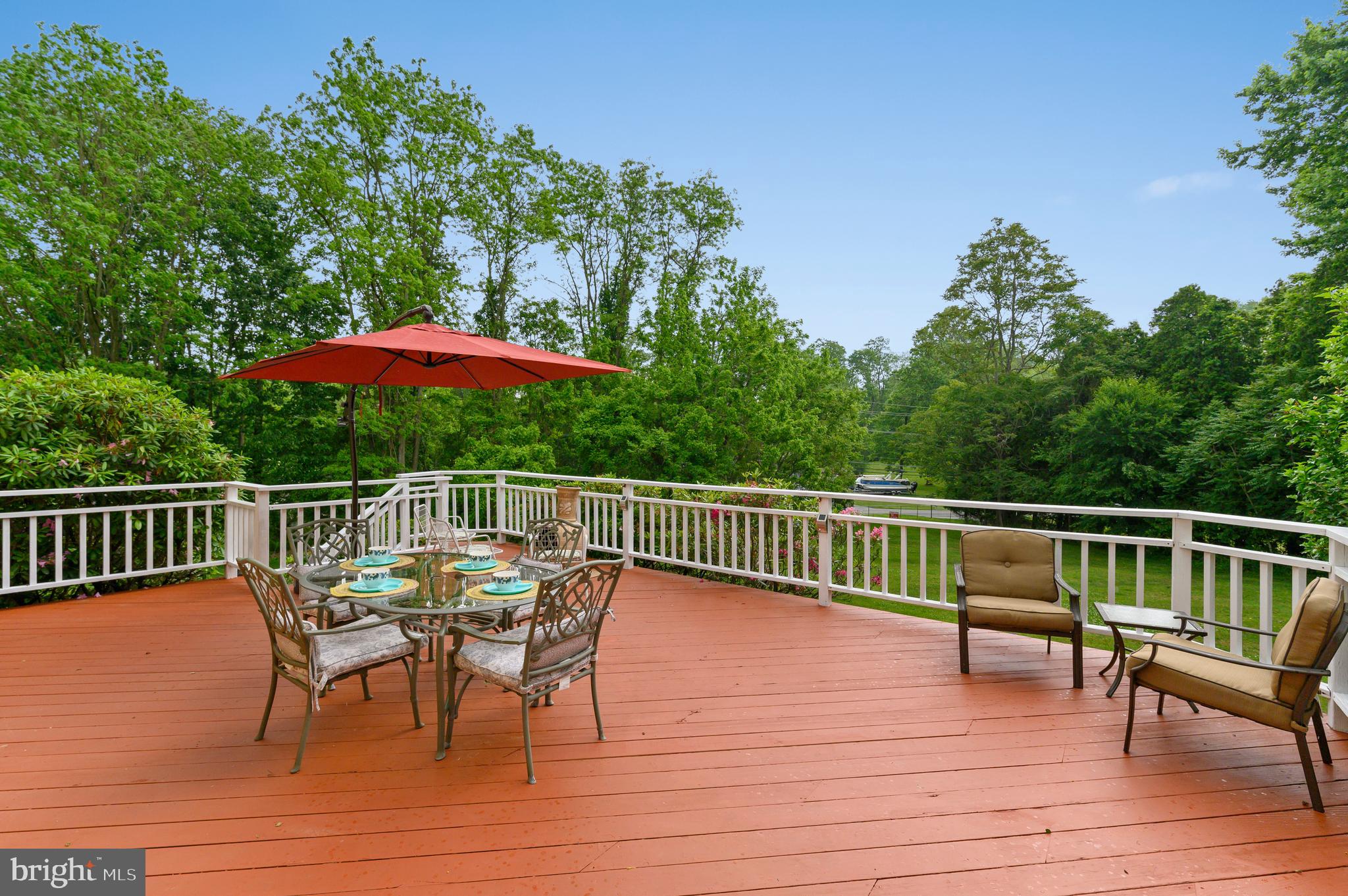 ROCKFORD ESTATES - Residential