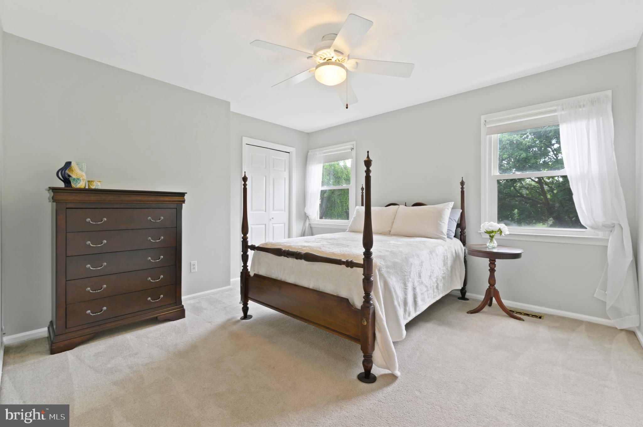 ROCKFORD ESTATES - Residential