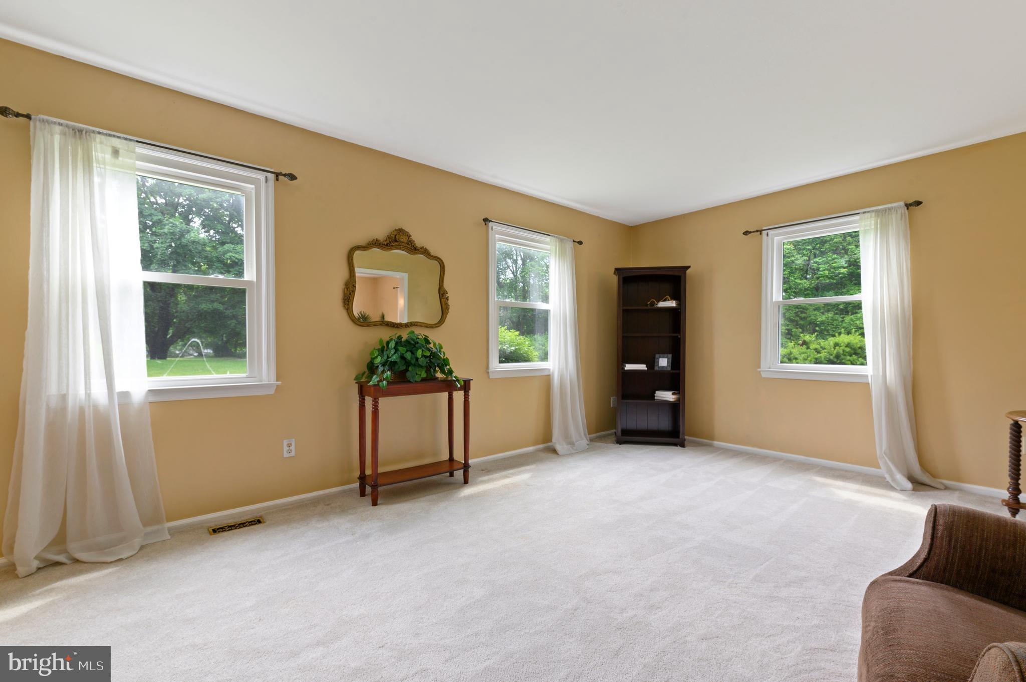 ROCKFORD ESTATES - Residential