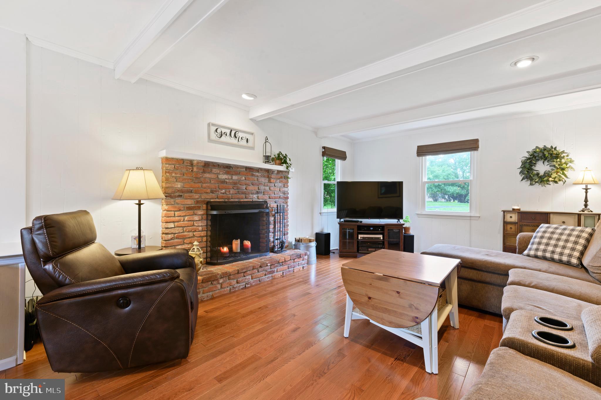 ROCKFORD ESTATES - Residential