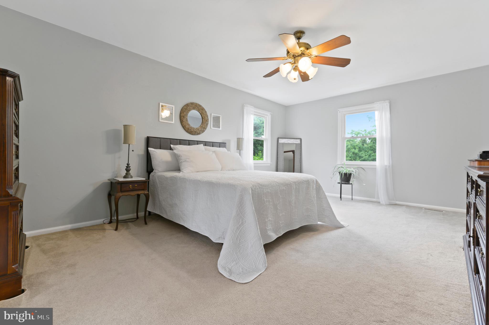 ROCKFORD ESTATES - Residential