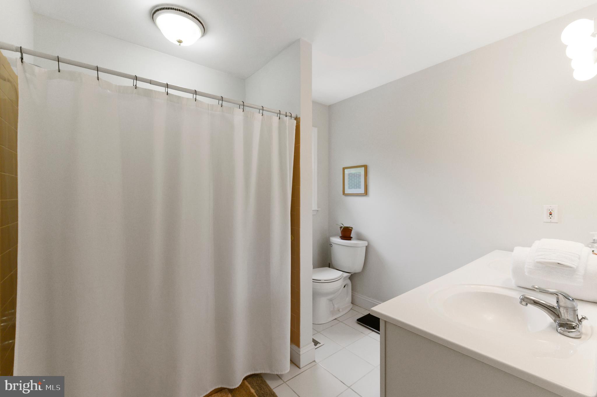 ROCKFORD ESTATES - Residential