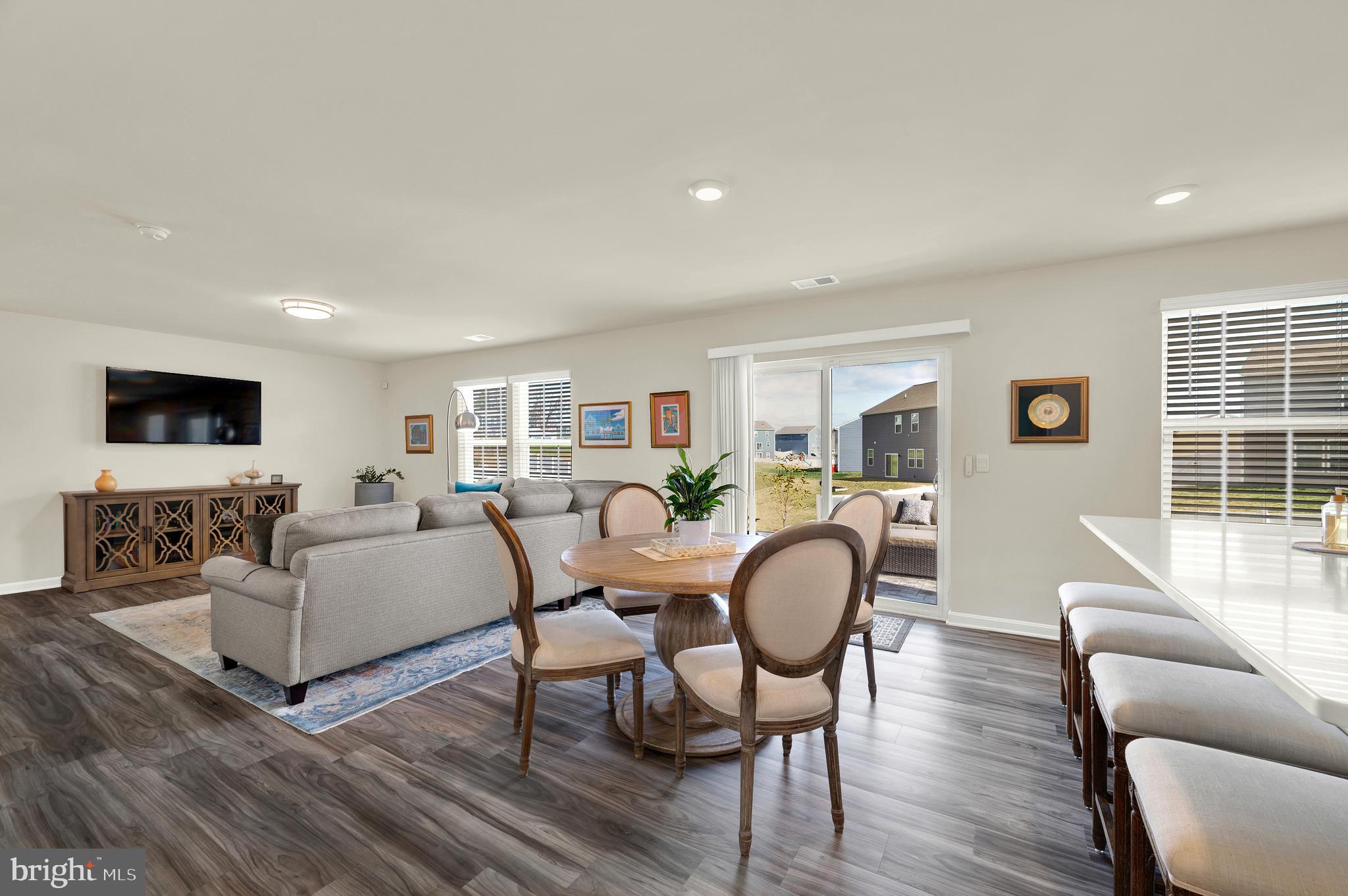 MAGNOLIA SPRINGS - Residential