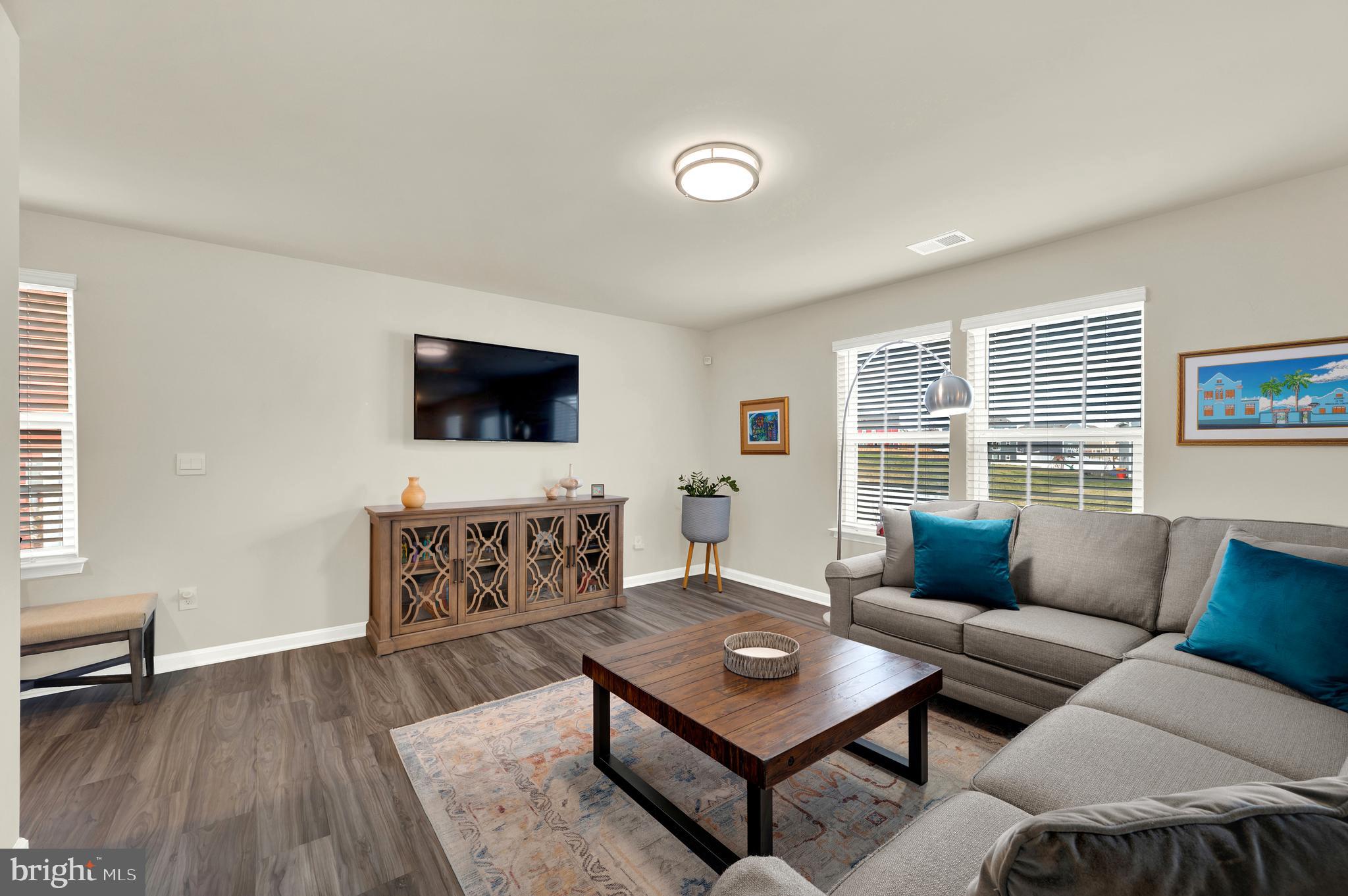 MAGNOLIA SPRINGS - Residential