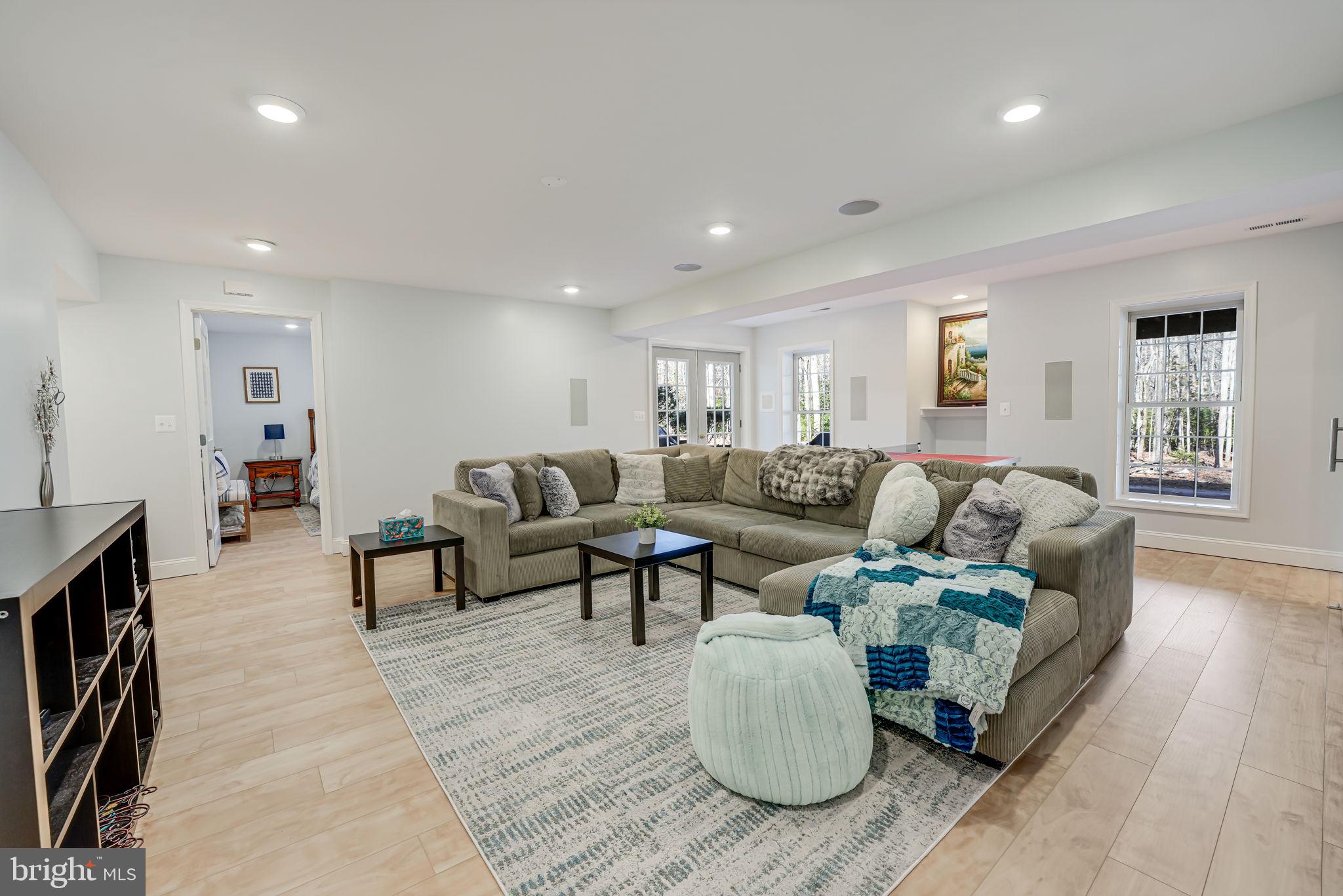 HUNTERS POND - Residential Lease