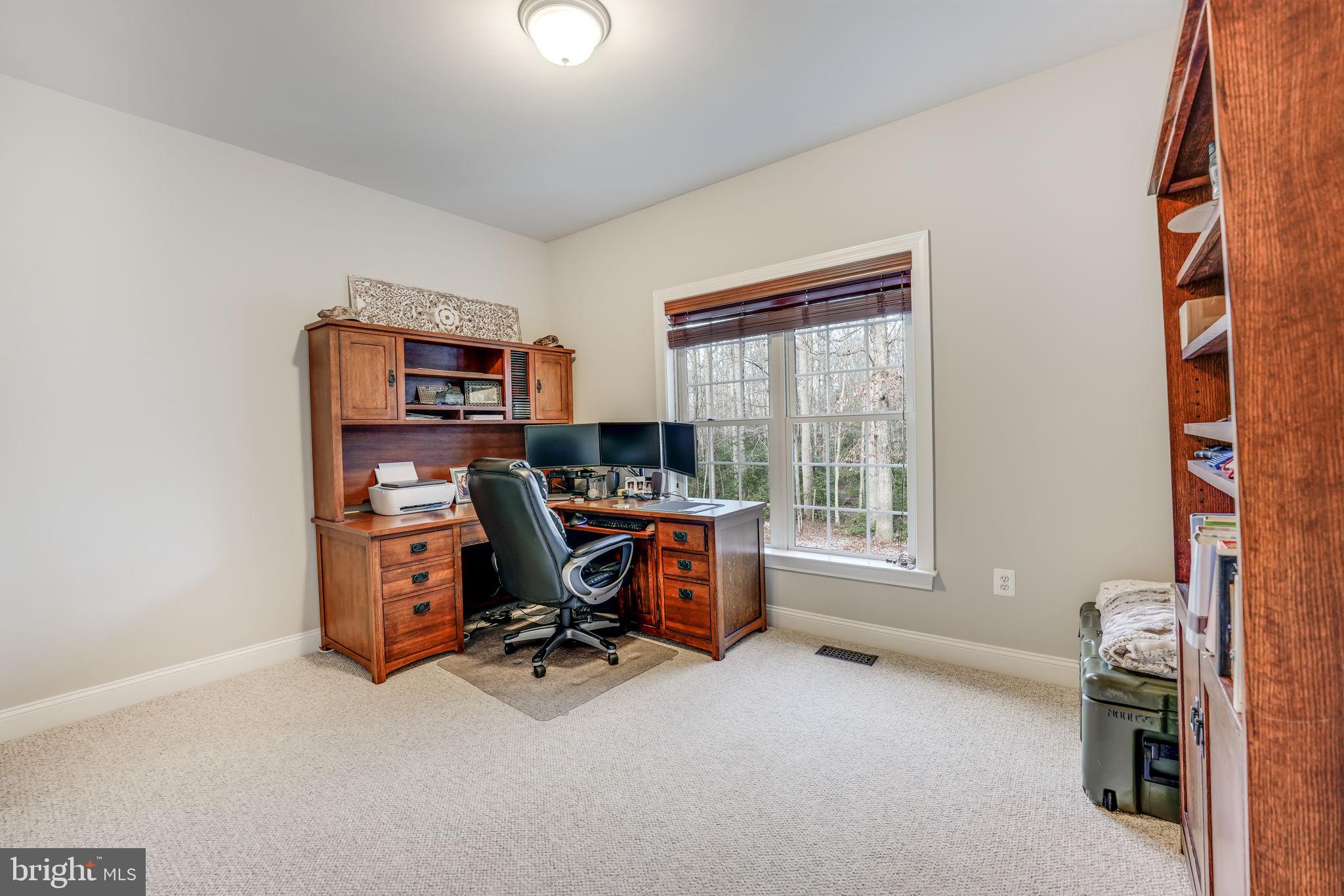 HUNTERS POND - Residential Lease