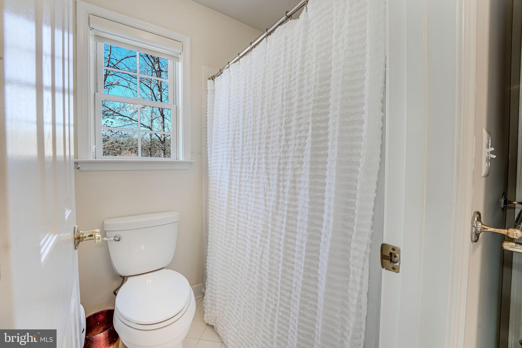 HUNTERS POND - Residential Lease