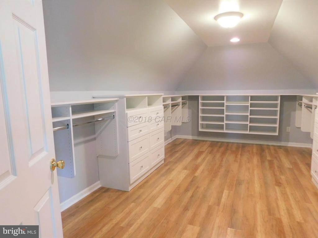 STEEPLECHASE - Residential