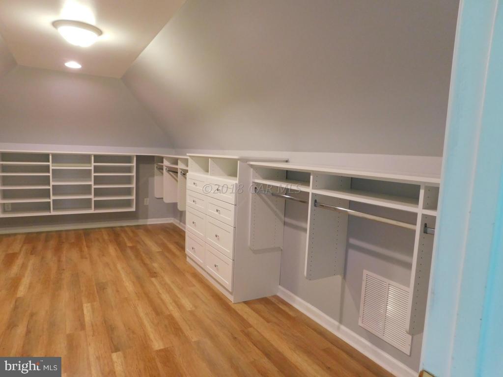 STEEPLECHASE - Residential