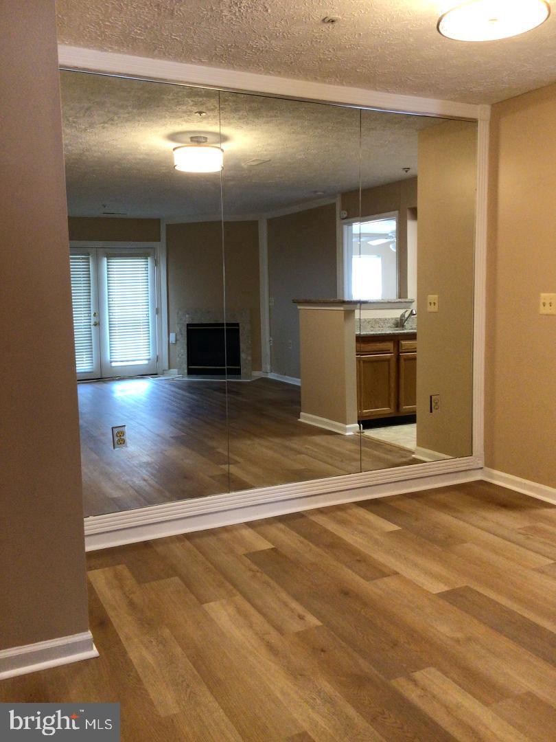 8941 TOWN CENTER CIR 2-103