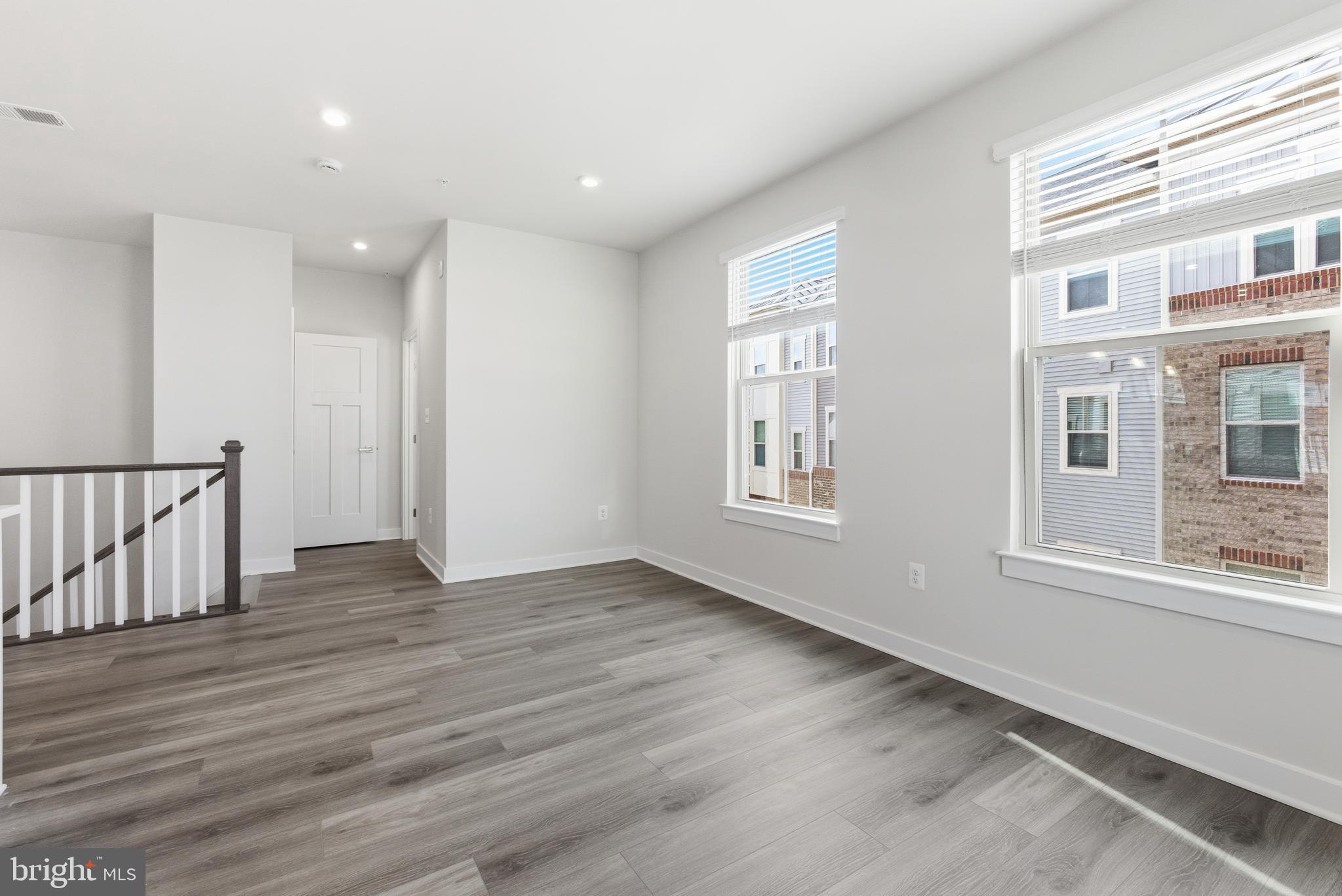 TURF VALLEY - Residential Lease