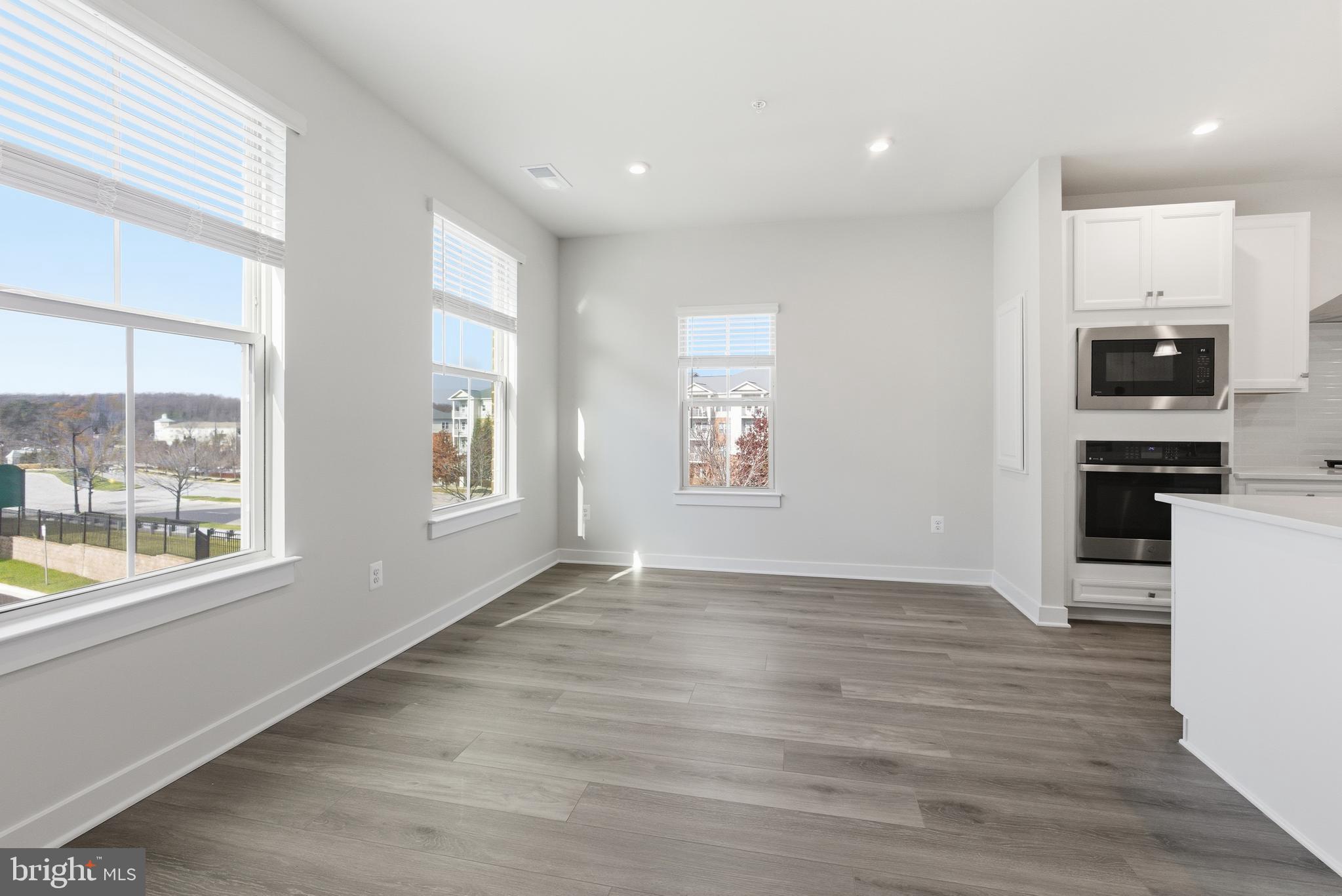 TURF VALLEY - Residential Lease